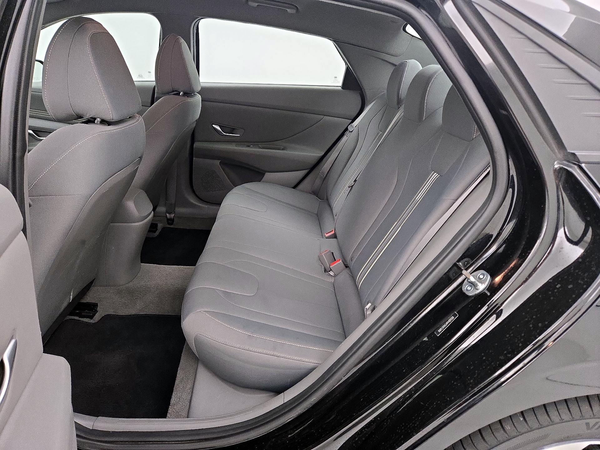 Thumbnail: 2023 Hyundai Elantra - 20