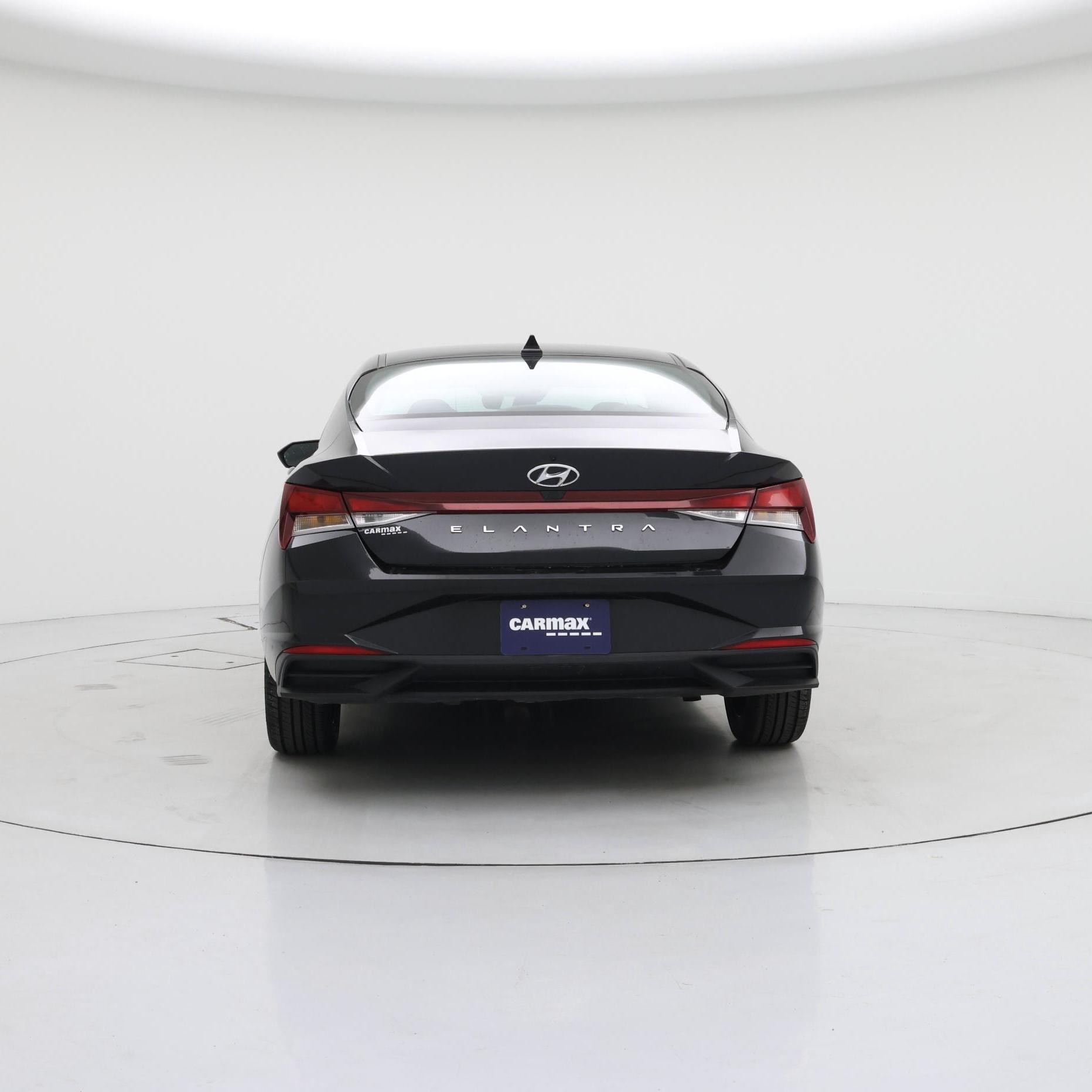 Thumbnail: 2023 Hyundai Elantra - 6