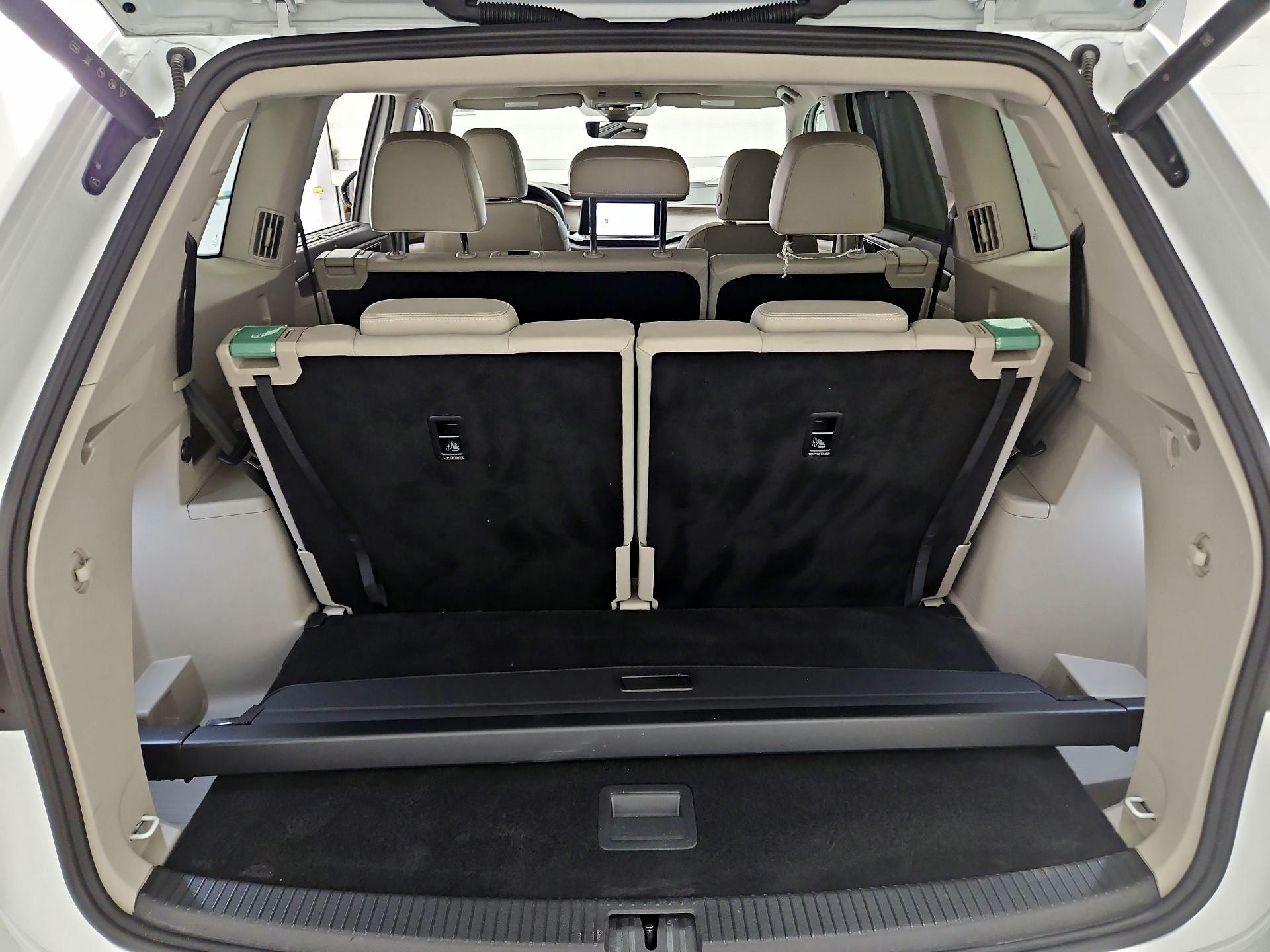 Thumbnail: 2024 Volkswagen Atlas - 18