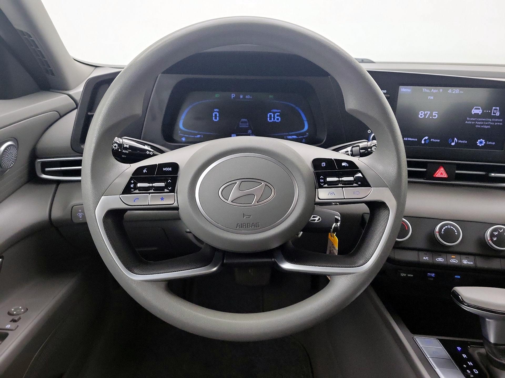 Thumbnail: 2024 Hyundai Elantra - 10