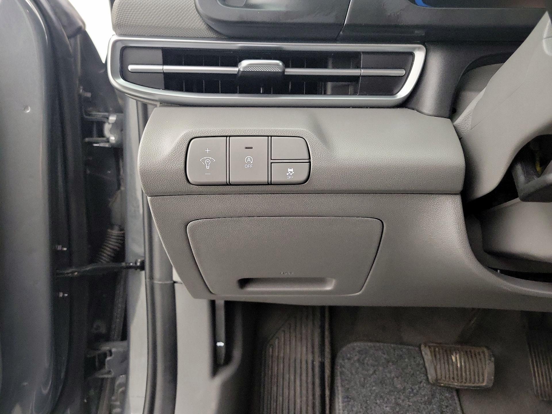 Thumbnail: 2024 Hyundai Elantra - 13