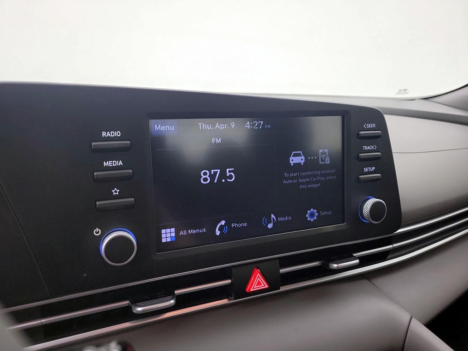 Thumbnail: 2024 Hyundai Elantra - 15