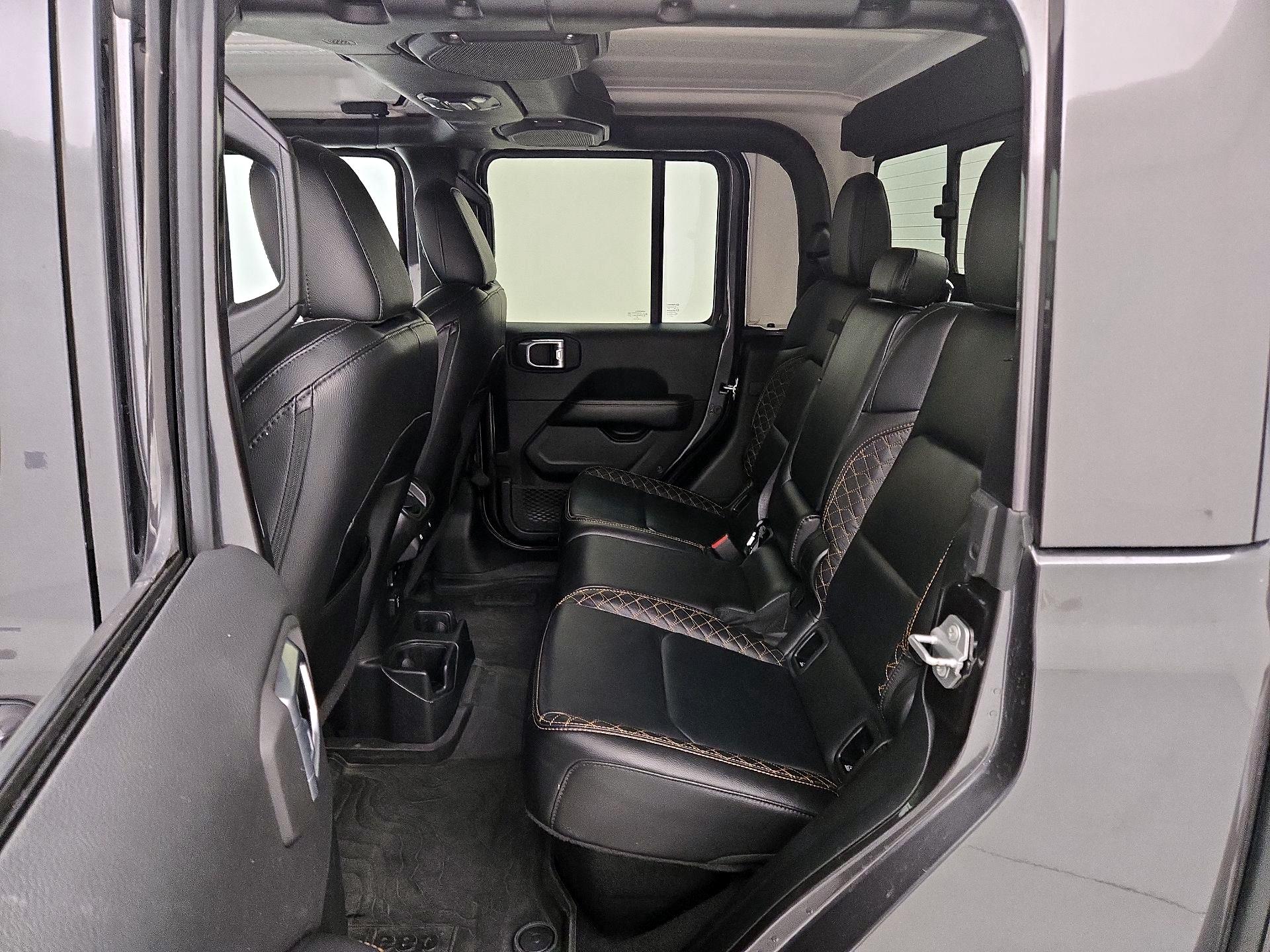 Thumbnail: 2021 Jeep Gladiator - 20