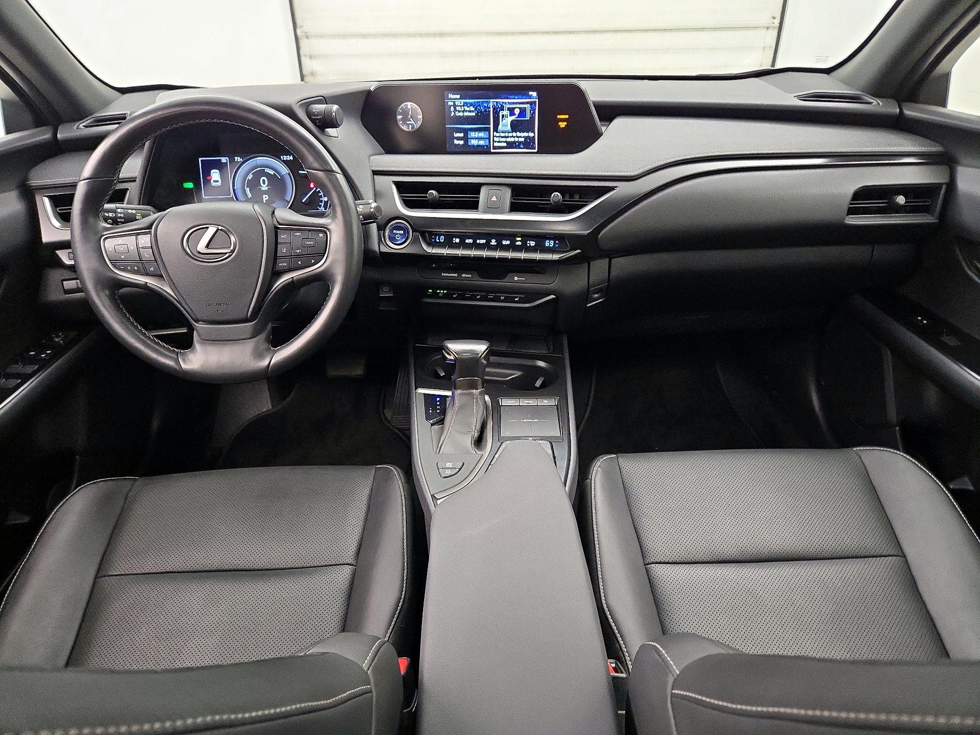 Thumbnail: 2019 Lexus UX - 9