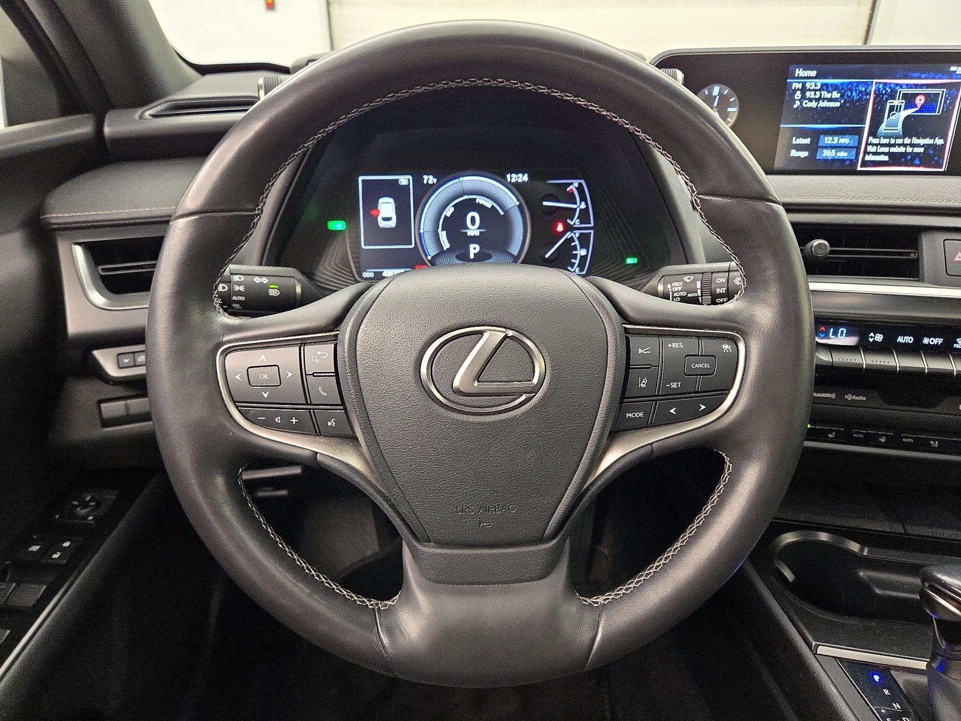 Thumbnail: 2019 Lexus UX - 10