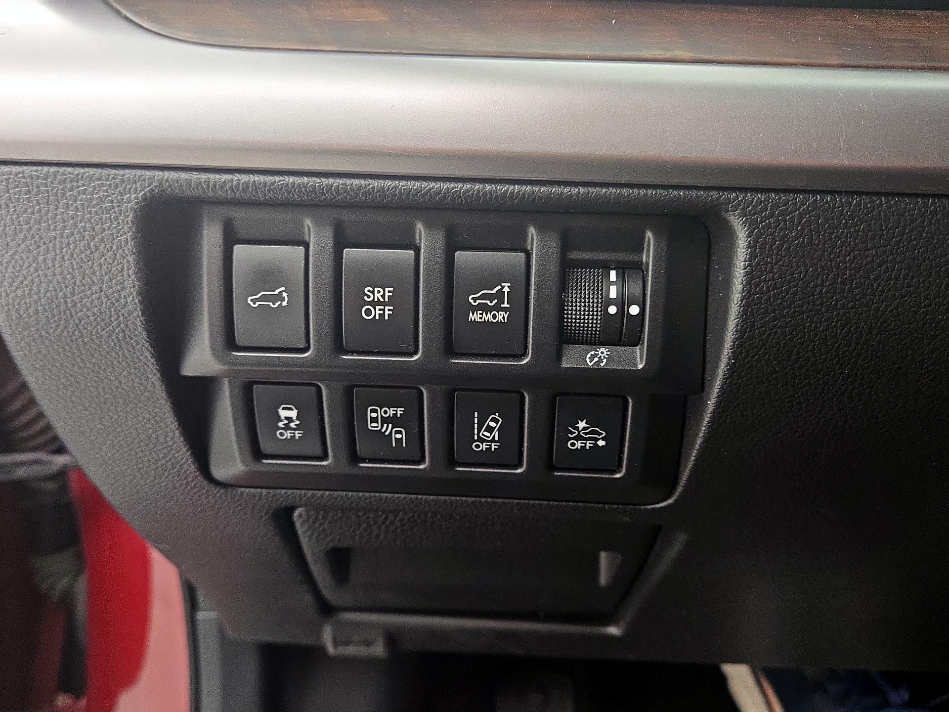 Thumbnail: 2015 Subaru Outback - 11