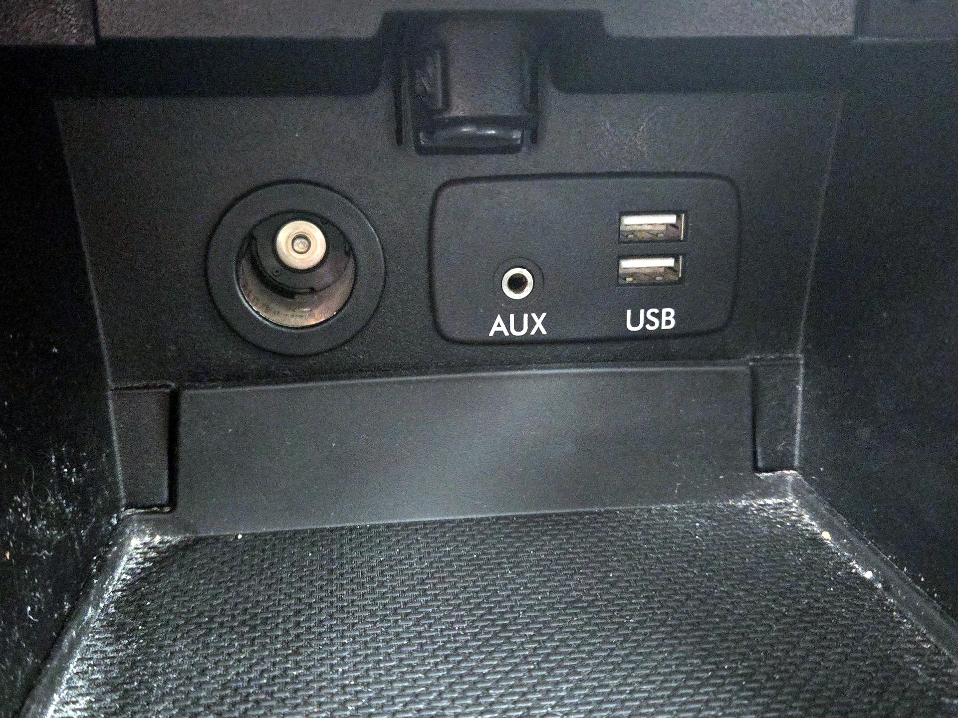 Thumbnail: 2015 Subaru Outback - 17