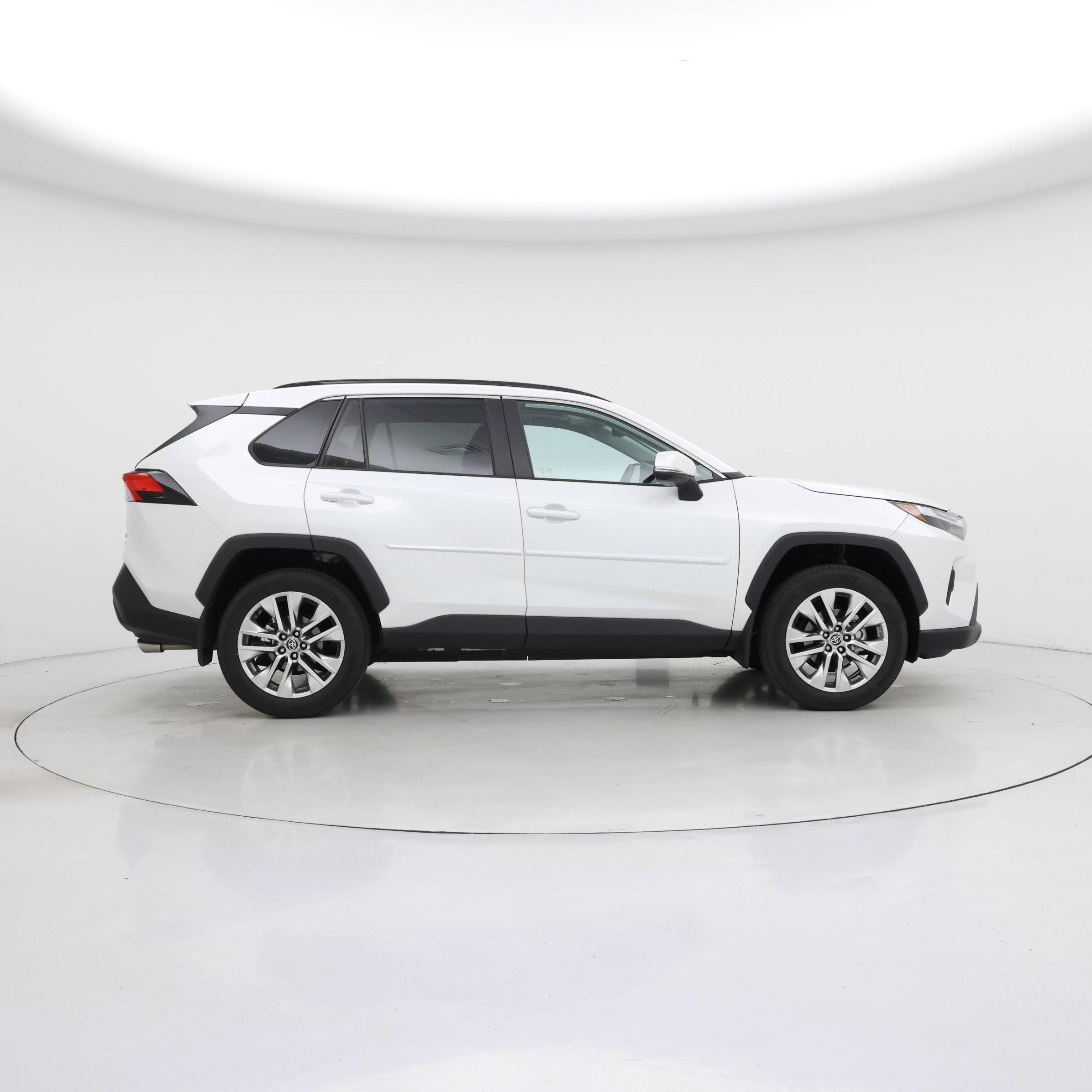 Thumbnail: 2025 Toyota RAV4 - 7
