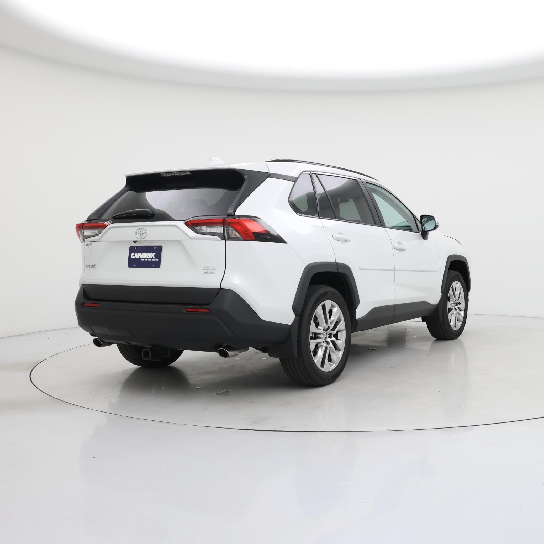 Thumbnail: 2025 Toyota RAV4 - 8