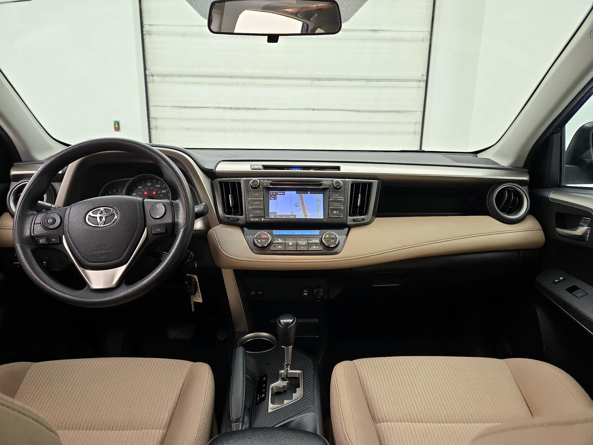 Thumbnail: 2014 Toyota RAV4 - 9