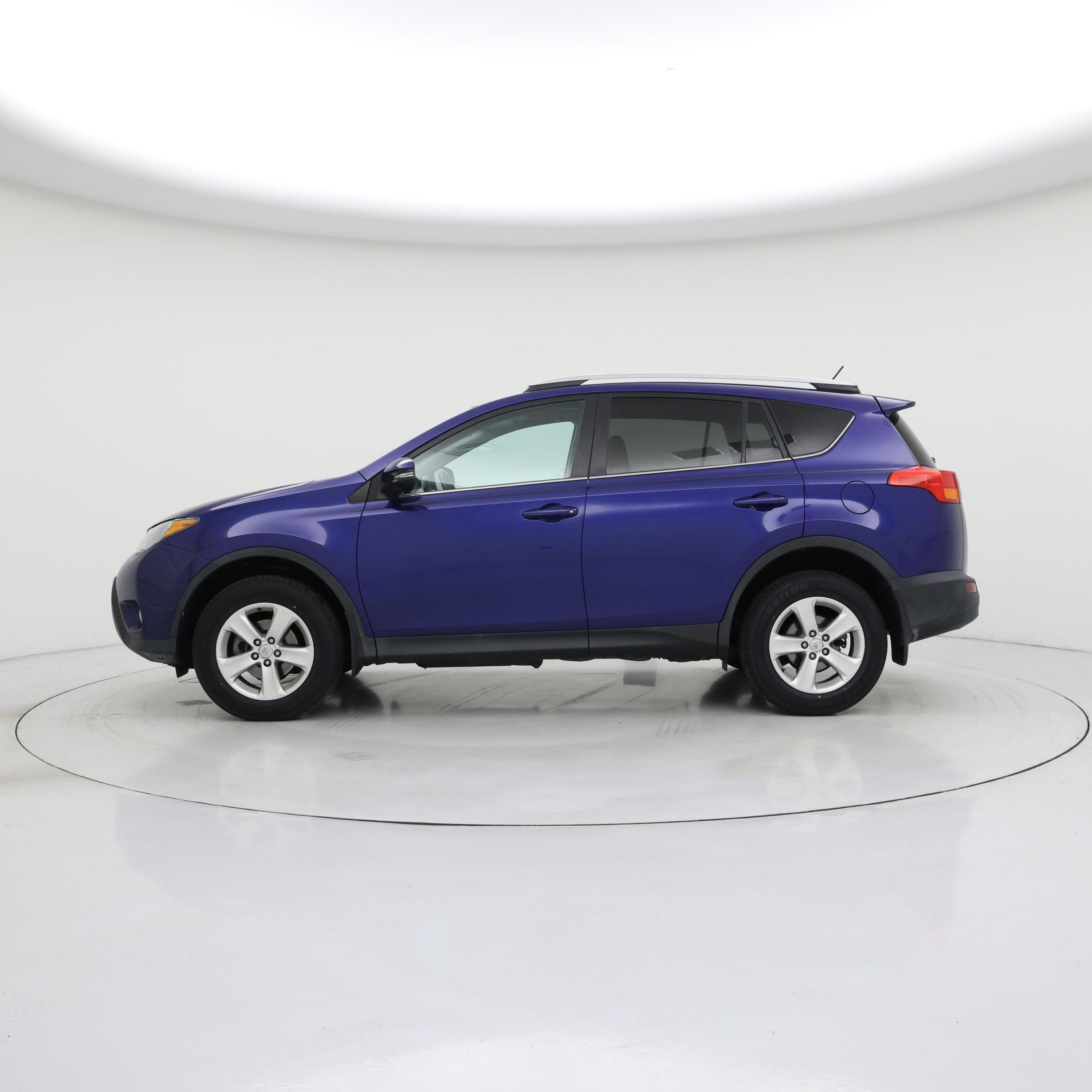 Thumbnail: 2014 Toyota RAV4 - 3