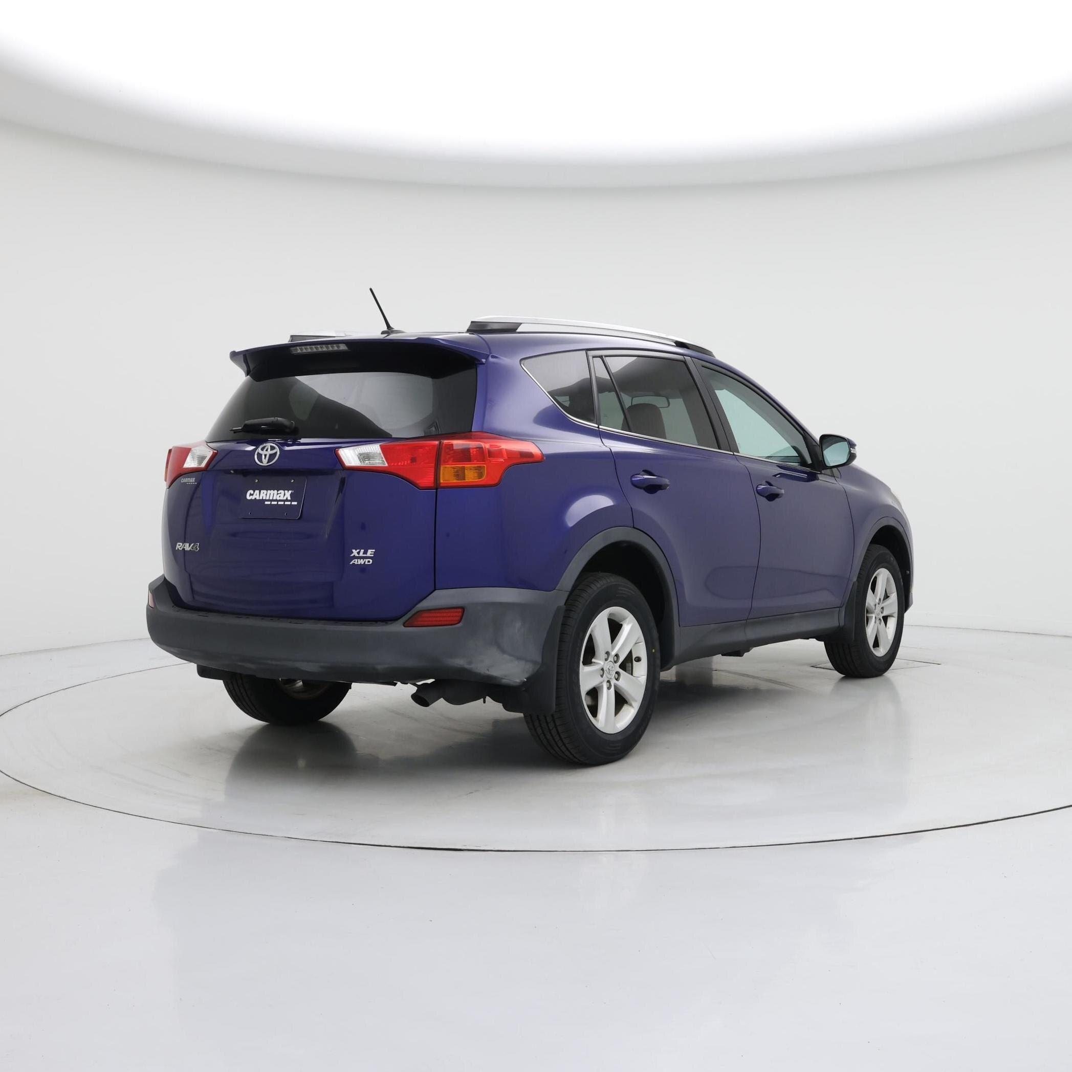 Thumbnail: 2014 Toyota RAV4 - 8