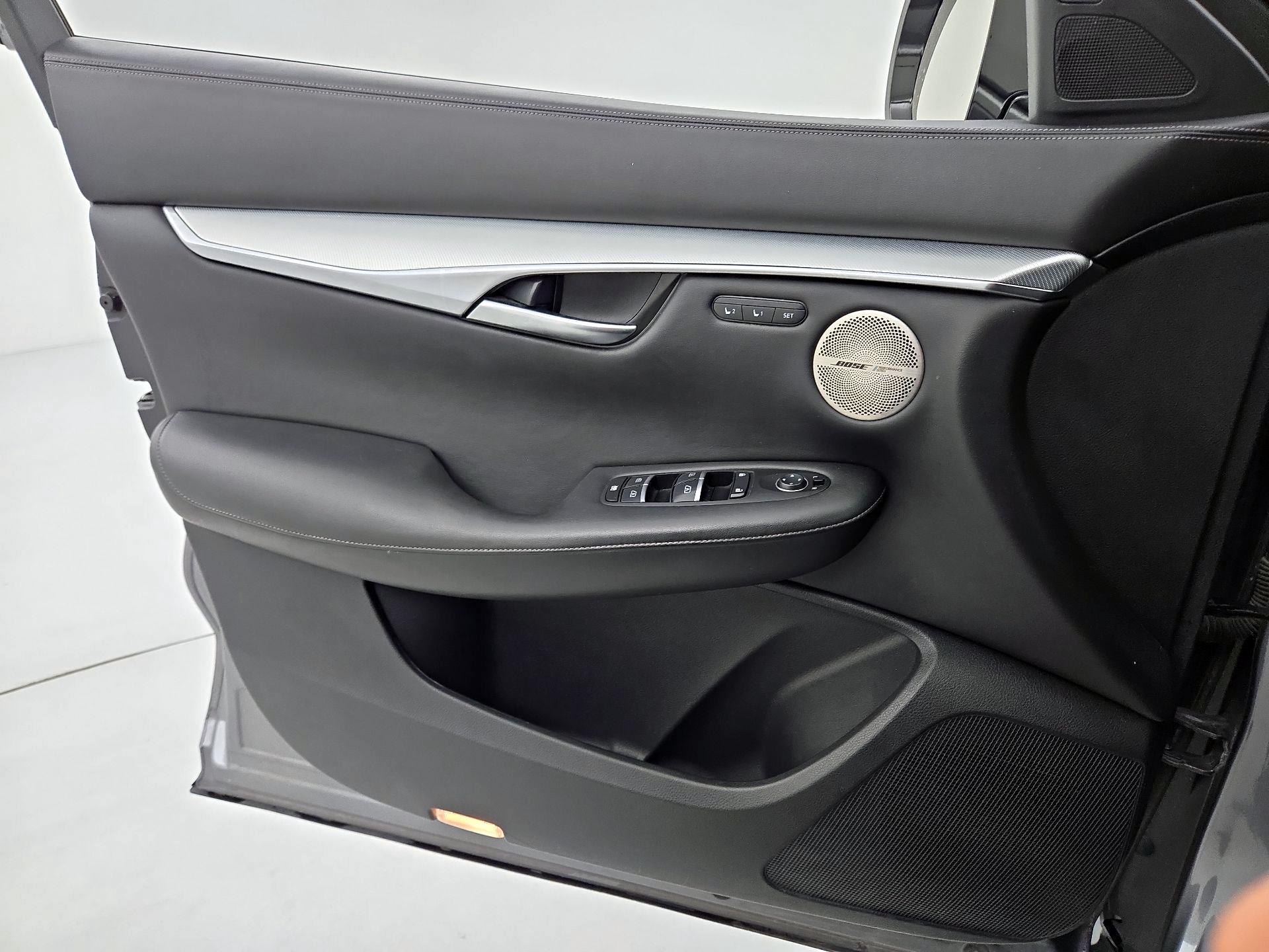 Thumbnail: 2020 INFINITI QX50 - 12