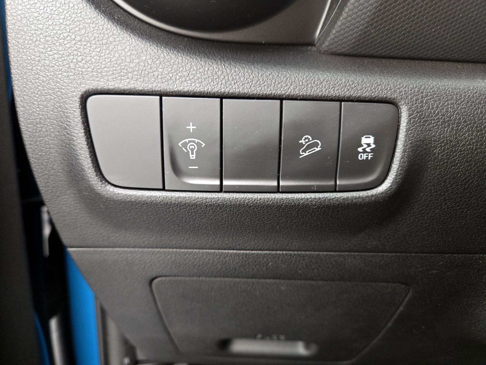 Thumbnail: 2022 Hyundai Kona - 13