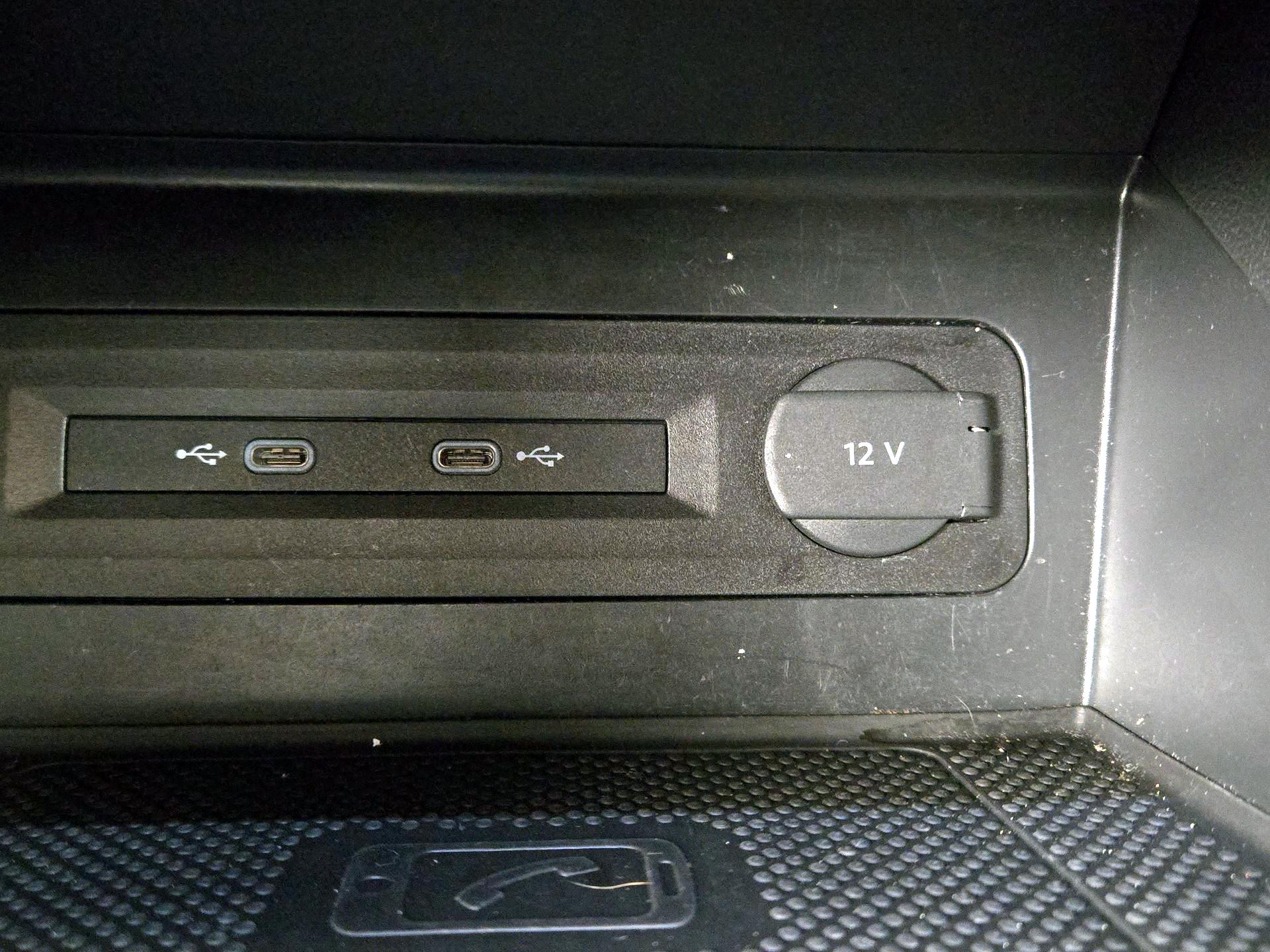 Thumbnail: 2023 Volkswagen Atlas - 18