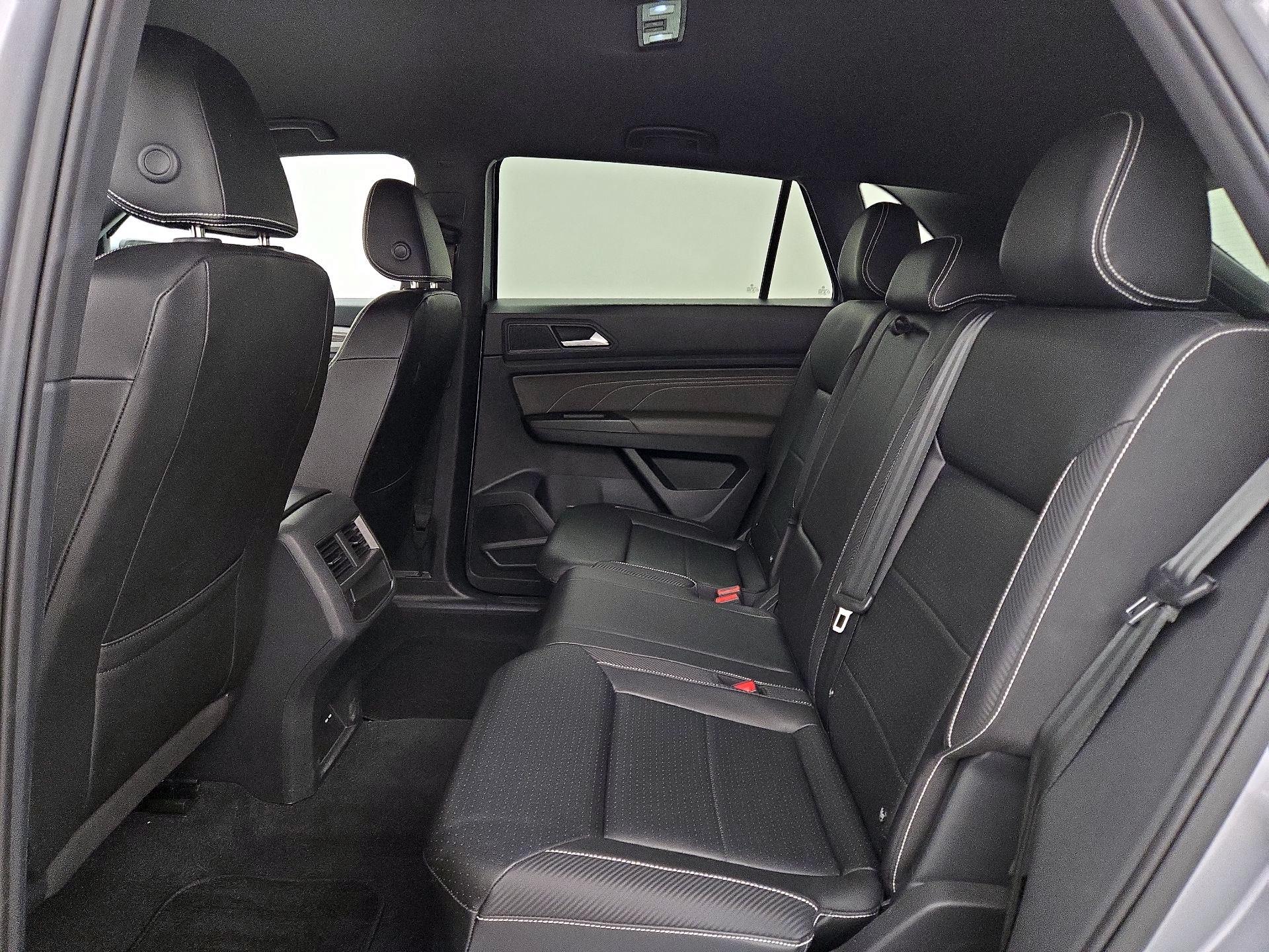 Thumbnail: 2023 Volkswagen Atlas - 19