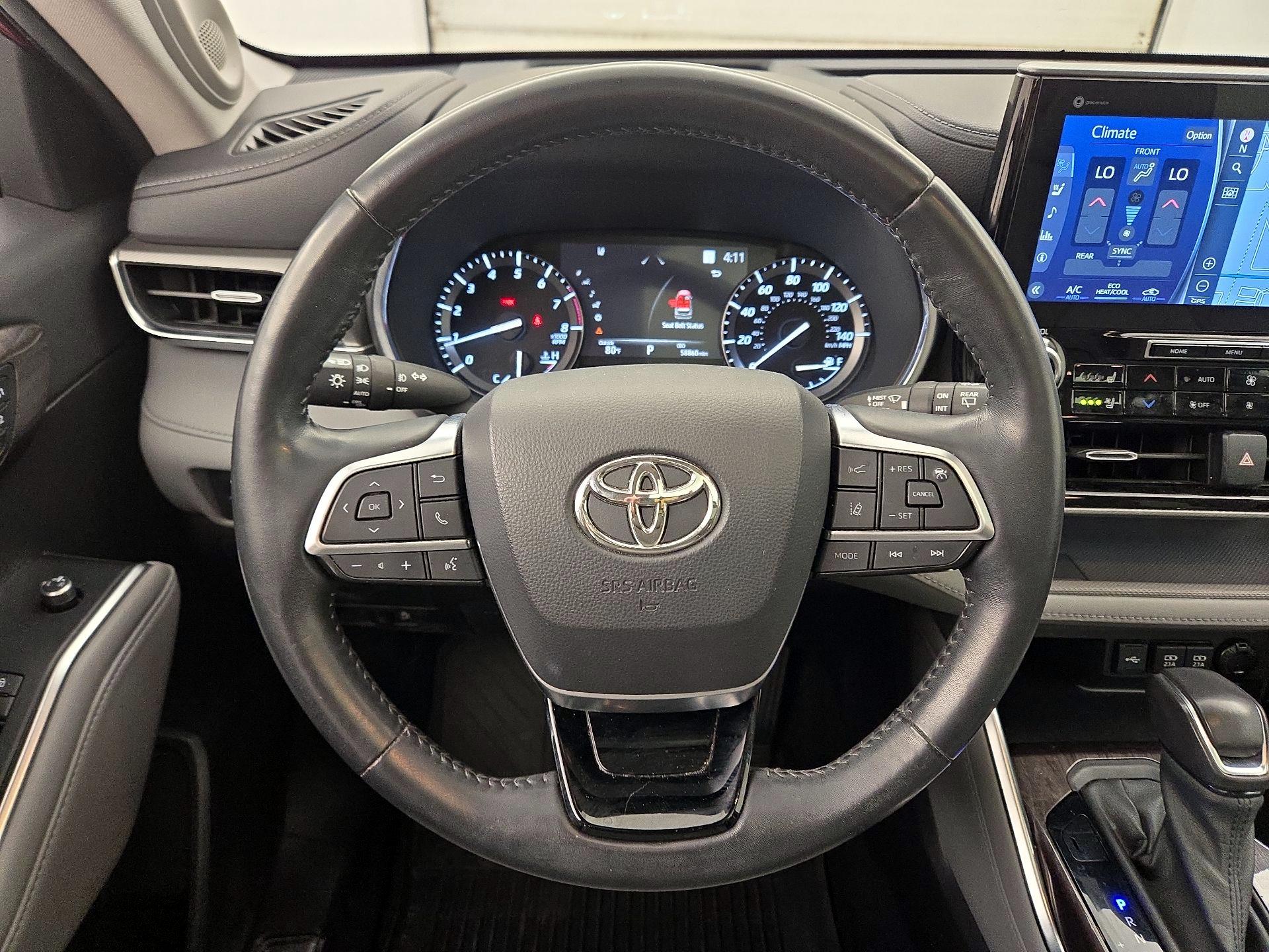 Thumbnail: 2021 Toyota Highlander - 10