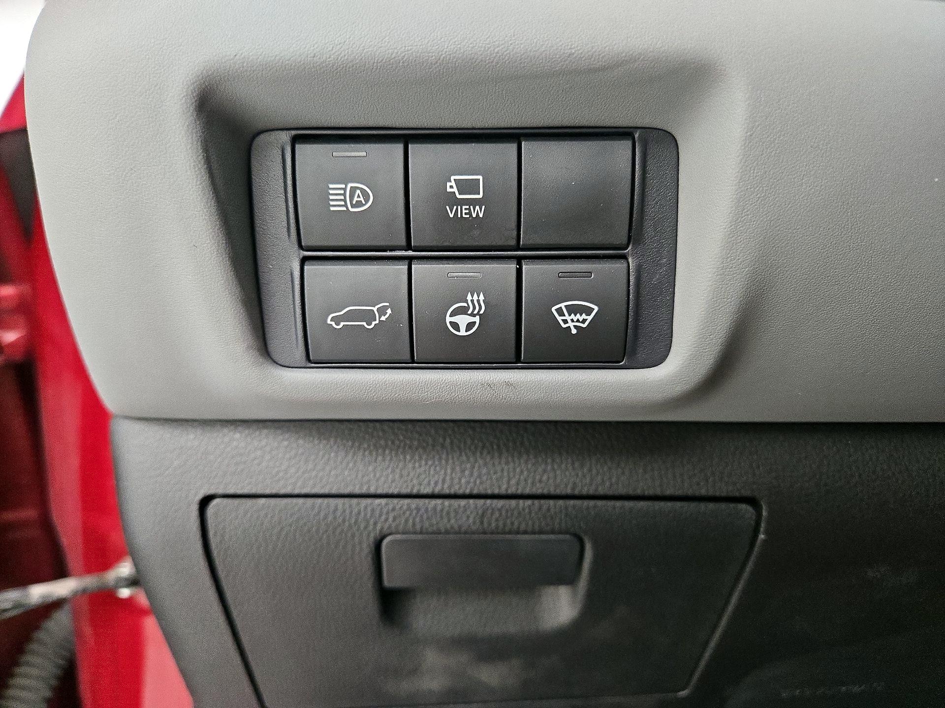Thumbnail: 2021 Toyota Highlander - 13