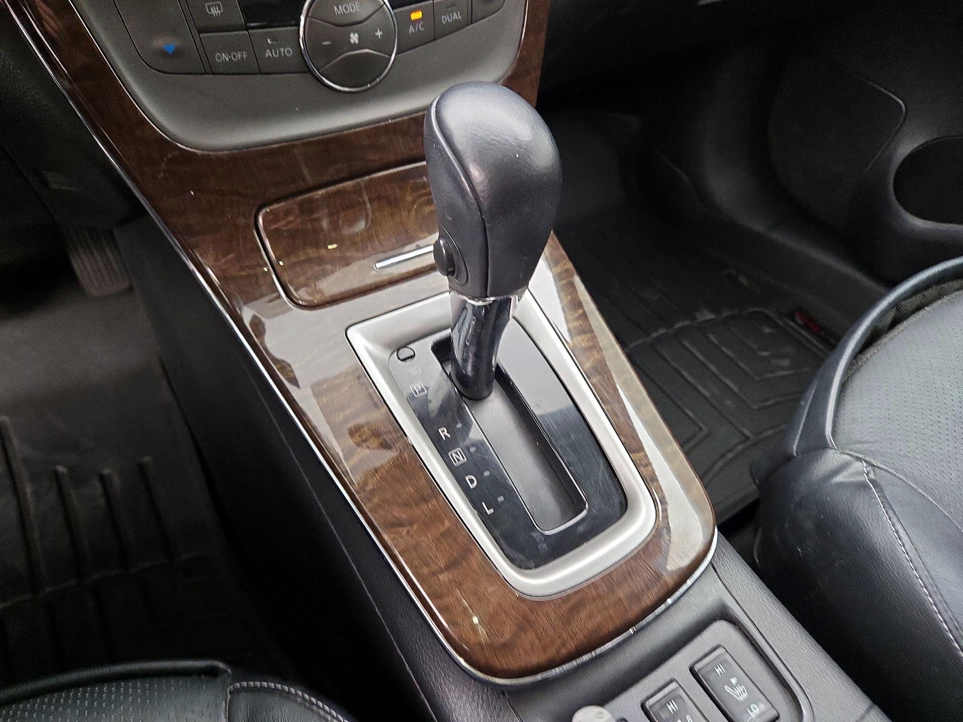 Thumbnail: 2014 Nissan Sentra - 18