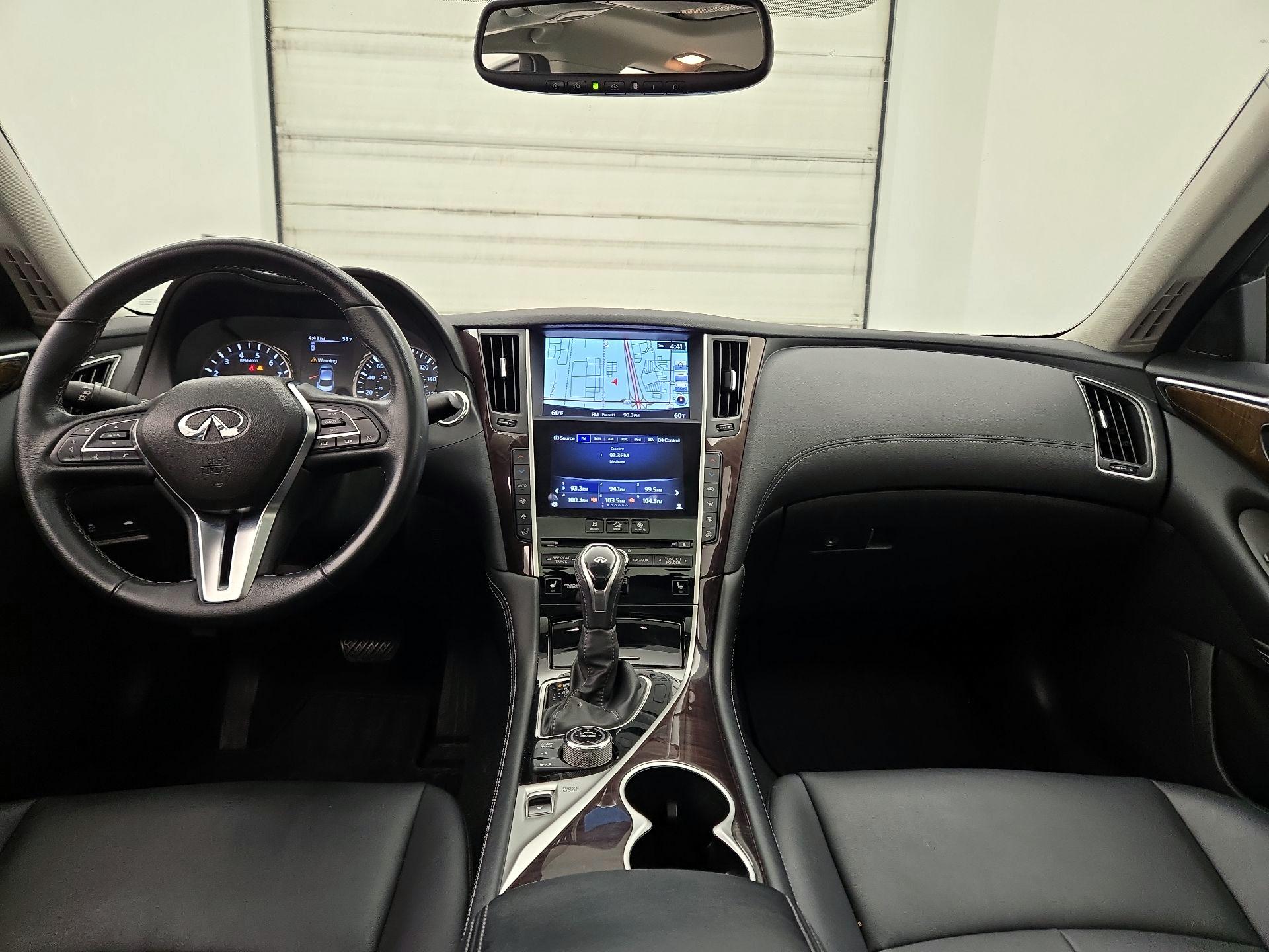 Thumbnail: 2019 INFINITI Q50 - 9