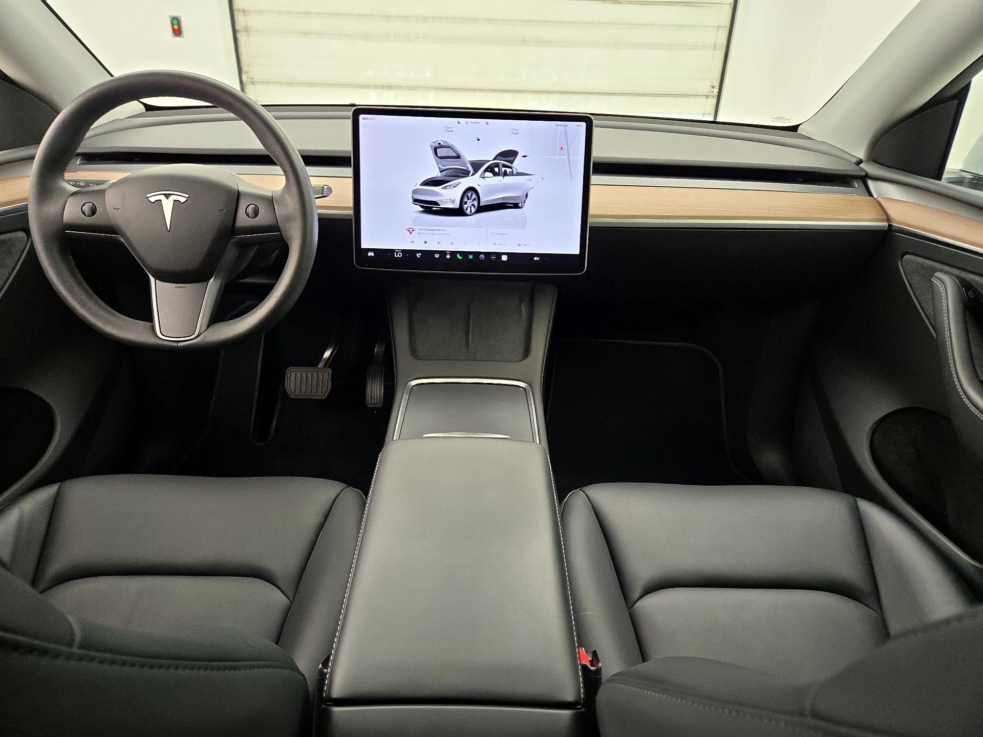 Thumbnail: 2023 Tesla Model Y - 9