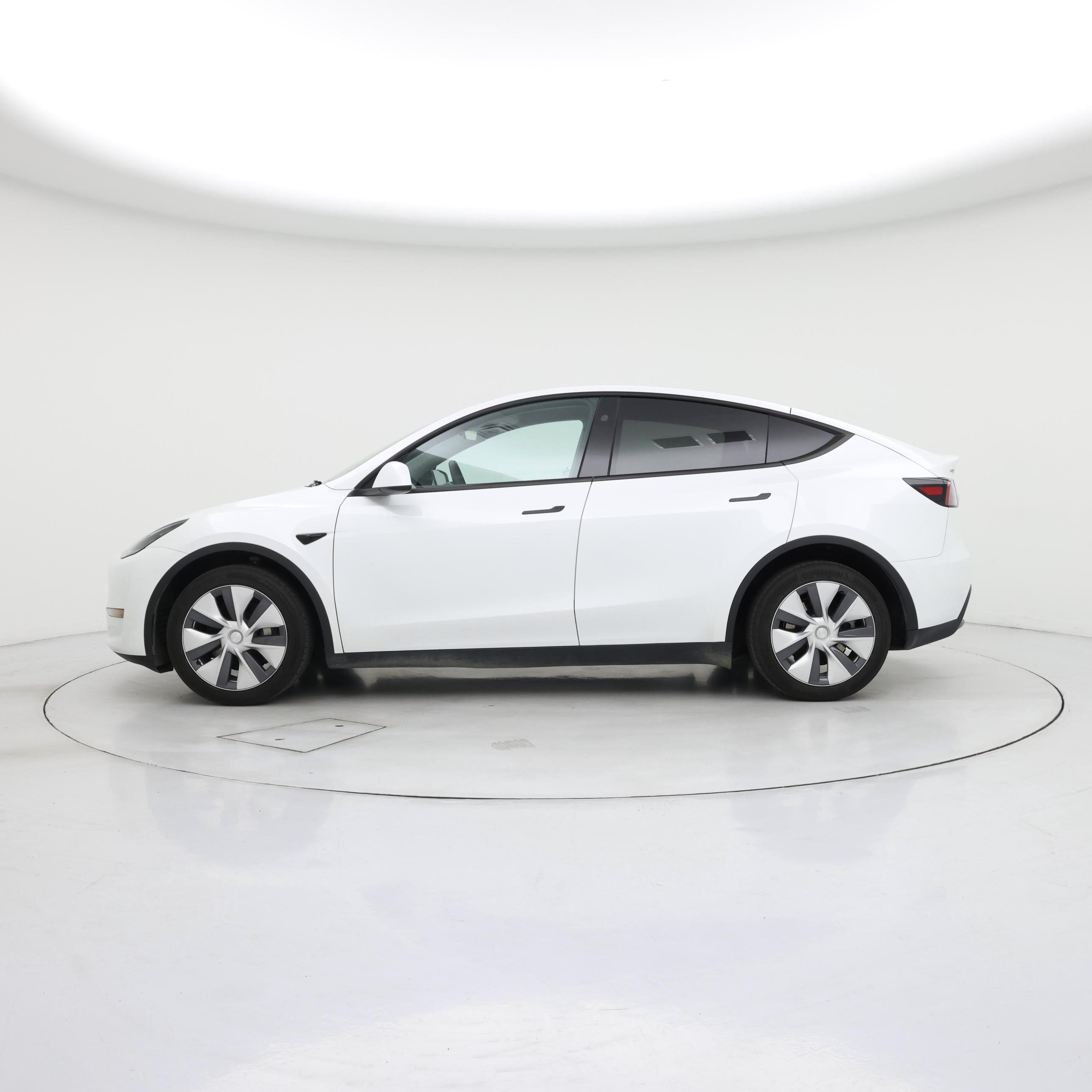 Thumbnail: 2023 Tesla Model Y - 3