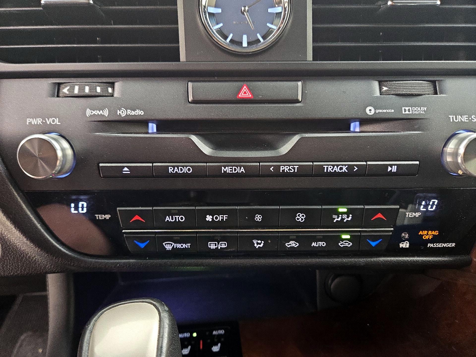 Thumbnail: 2016 Lexus RX - 17