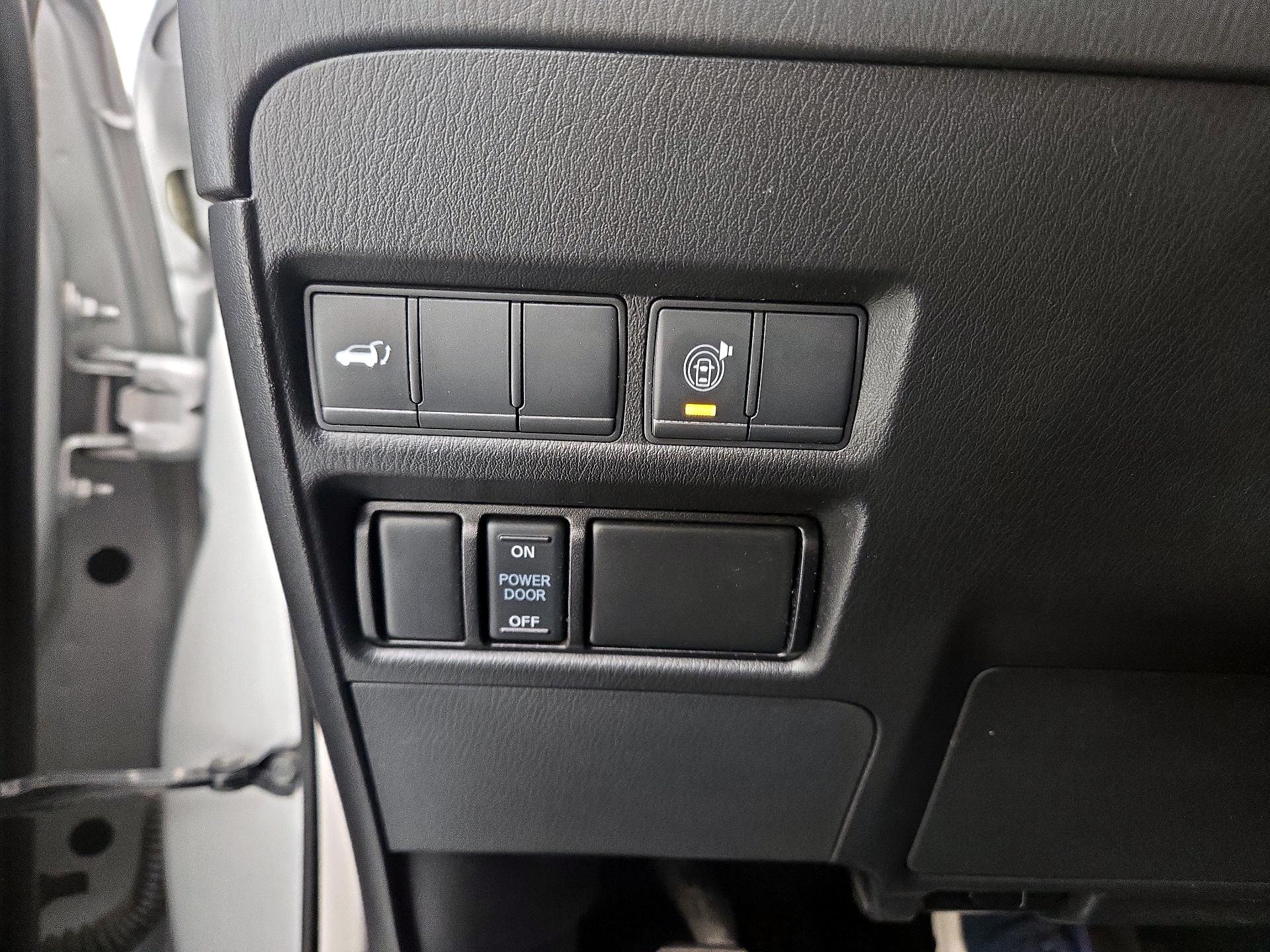 Thumbnail: 2021 Nissan Armada - 13