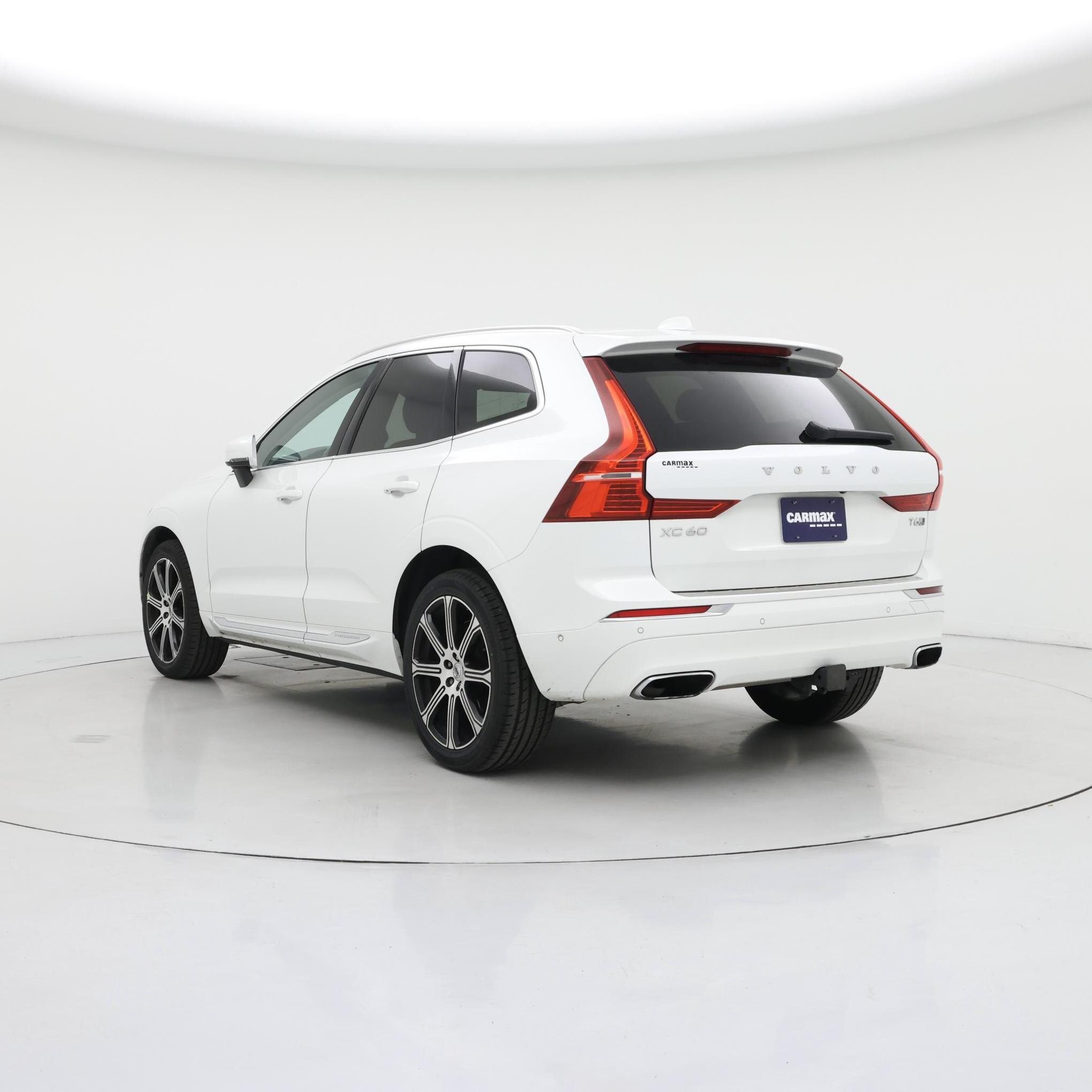 Thumbnail: 2018 Volvo XC60 - 2
