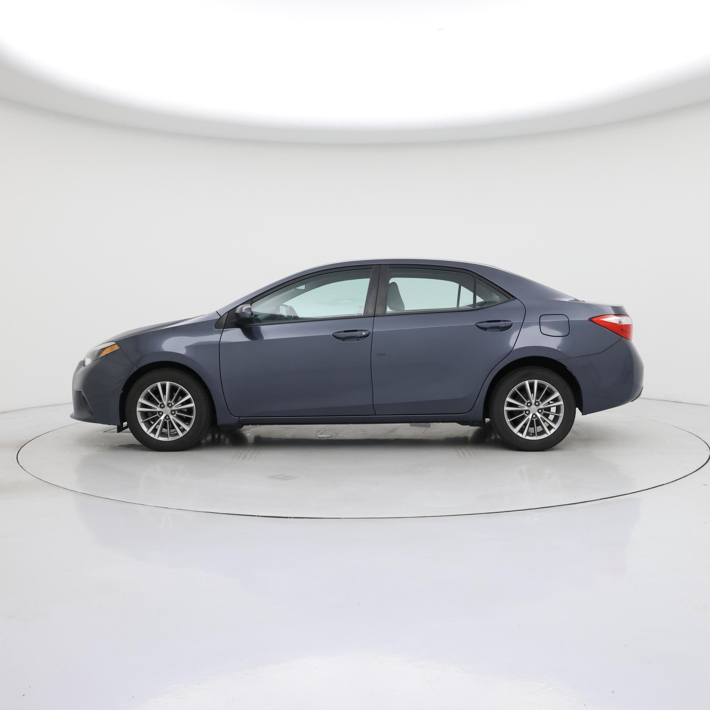 Thumbnail: 2014 Toyota Corolla - 3