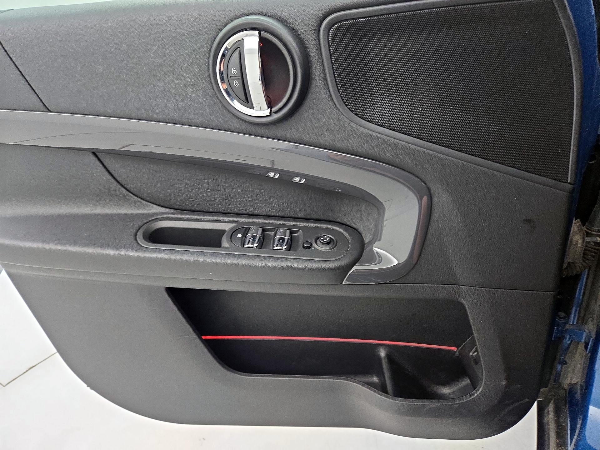 Thumbnail: 2020 MINI Cooper Countryman - 12