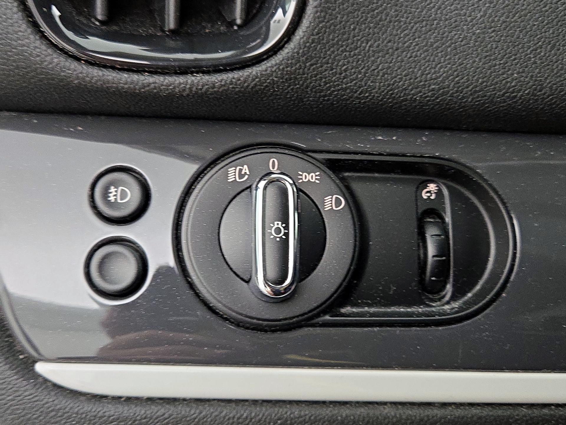 Thumbnail: 2020 MINI Cooper Countryman - 13