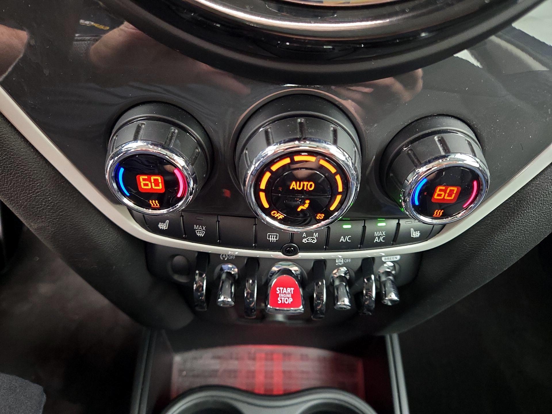 Thumbnail: 2020 MINI Cooper Countryman - 16