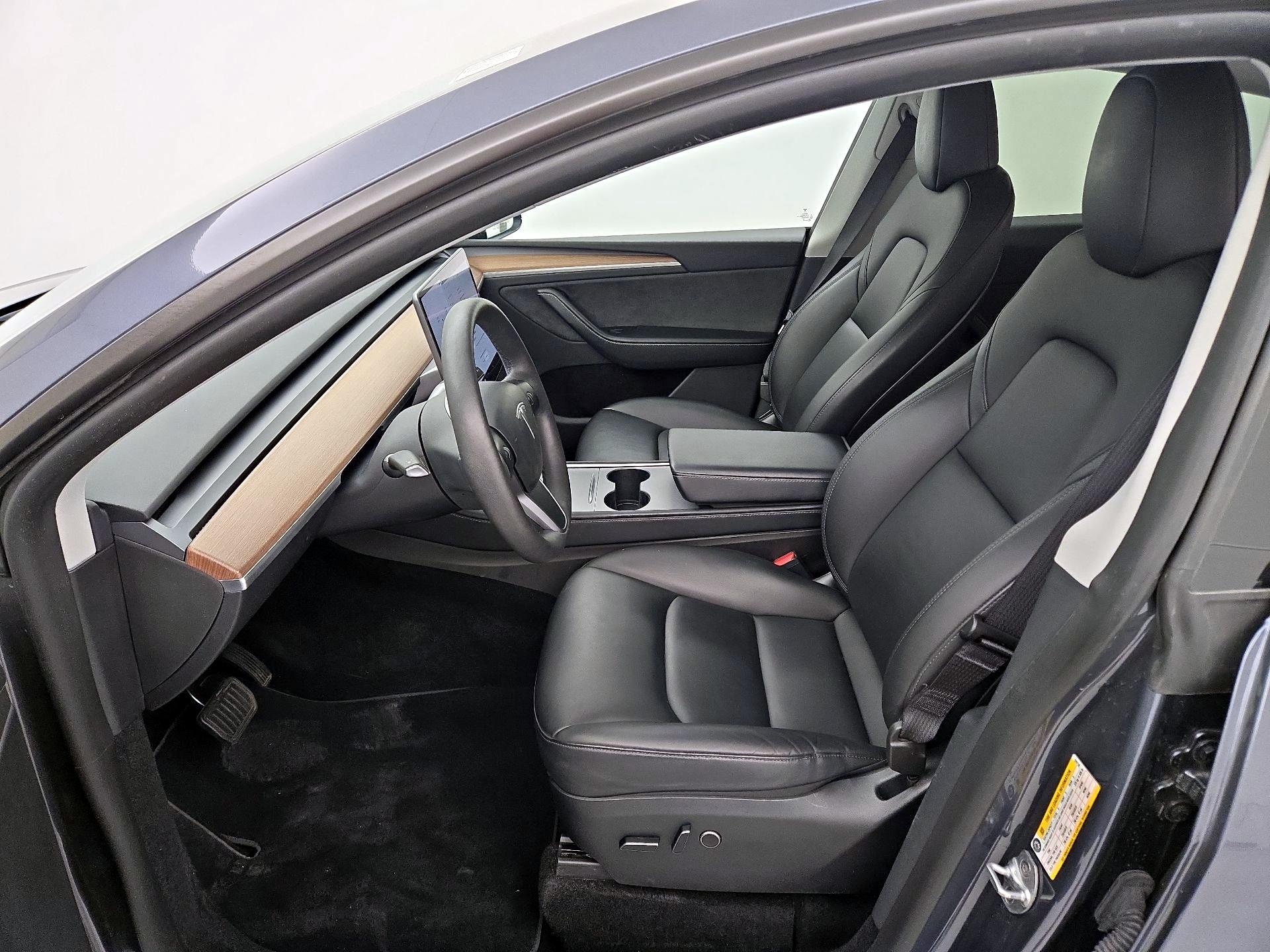 Thumbnail: 2023 Tesla Model Y - 11