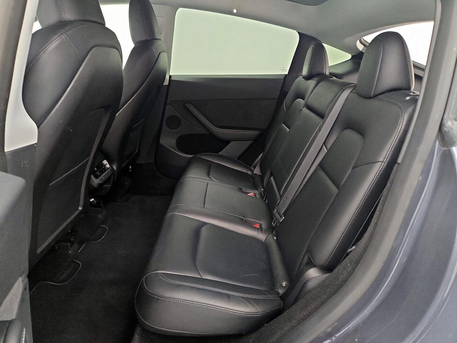 Thumbnail: 2023 Tesla Model Y - 19