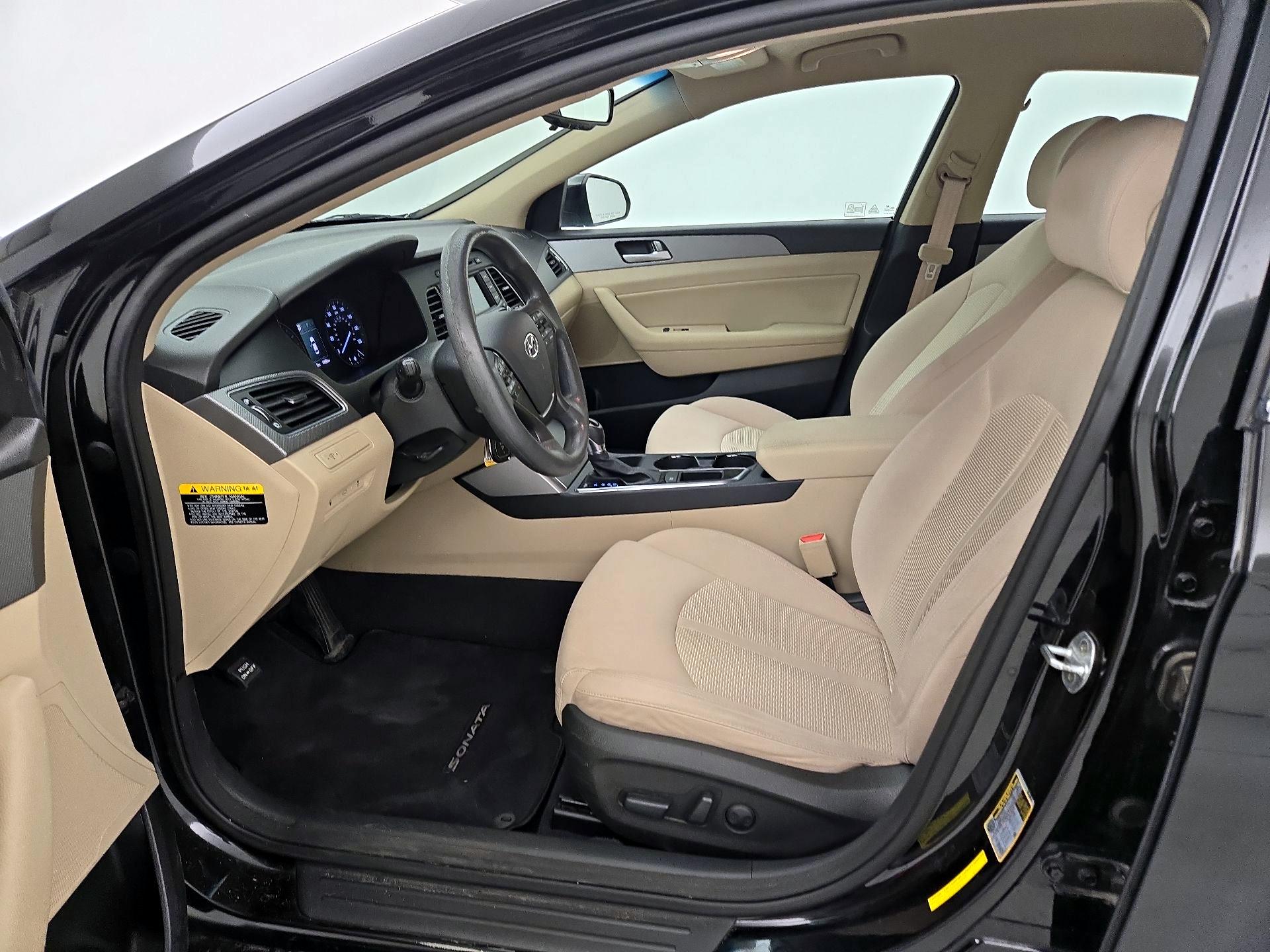 Thumbnail: 2015 Hyundai Sonata - 11
