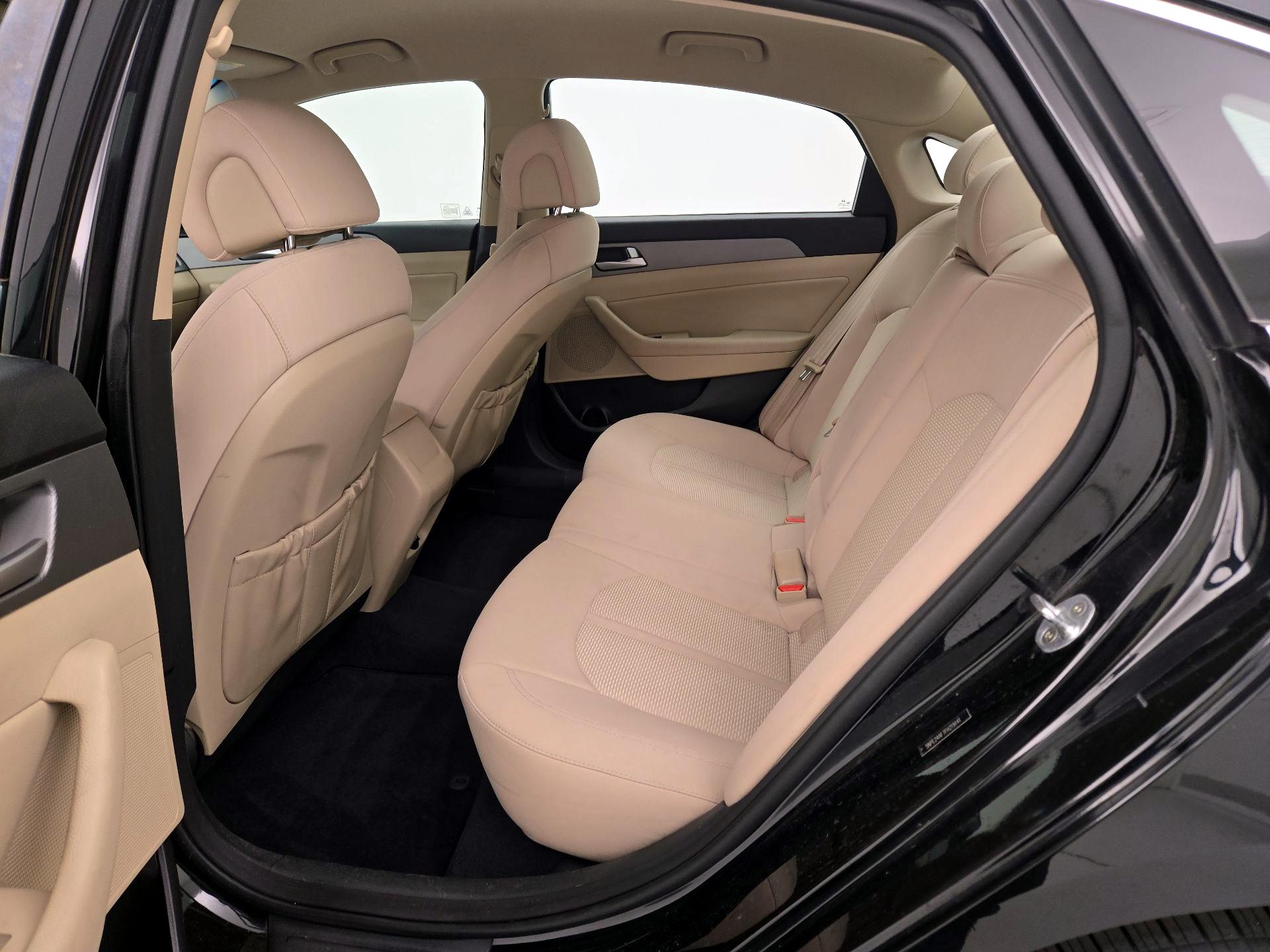 Thumbnail: 2015 Hyundai Sonata - 19