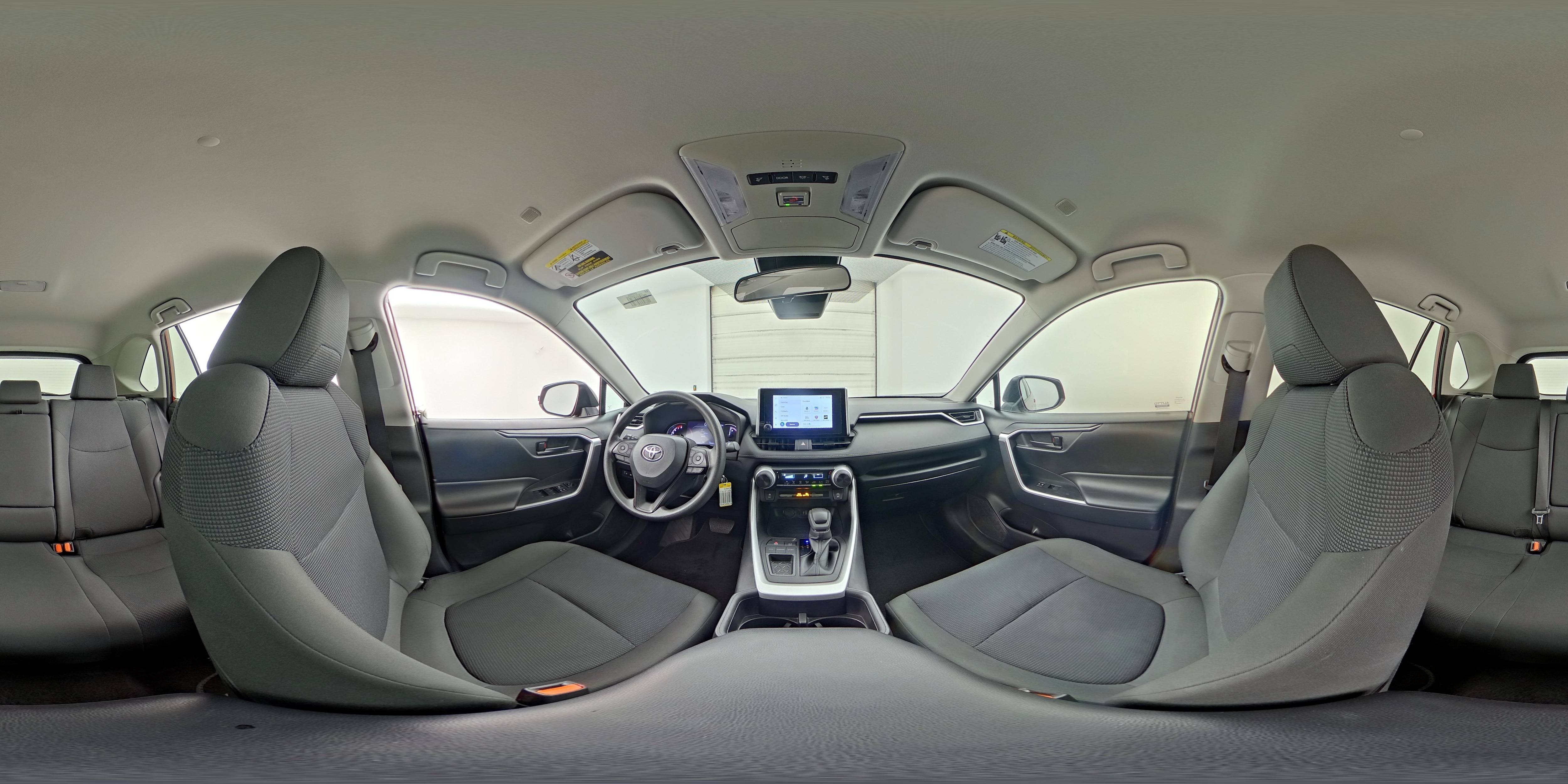 2024 Toyota RAV4 LE - Photo 24