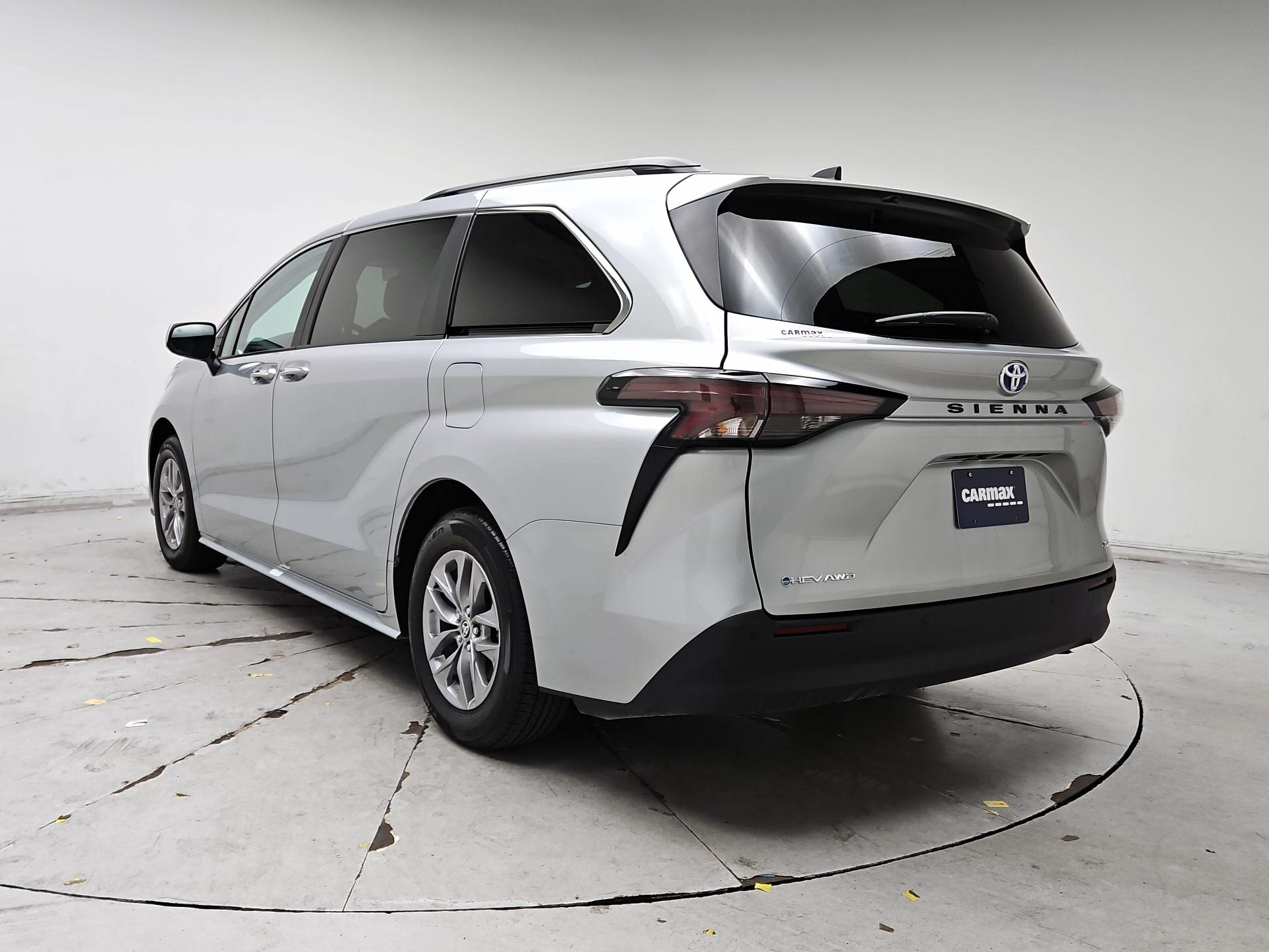 Thumbnail: 2025 Toyota Sienna - 7