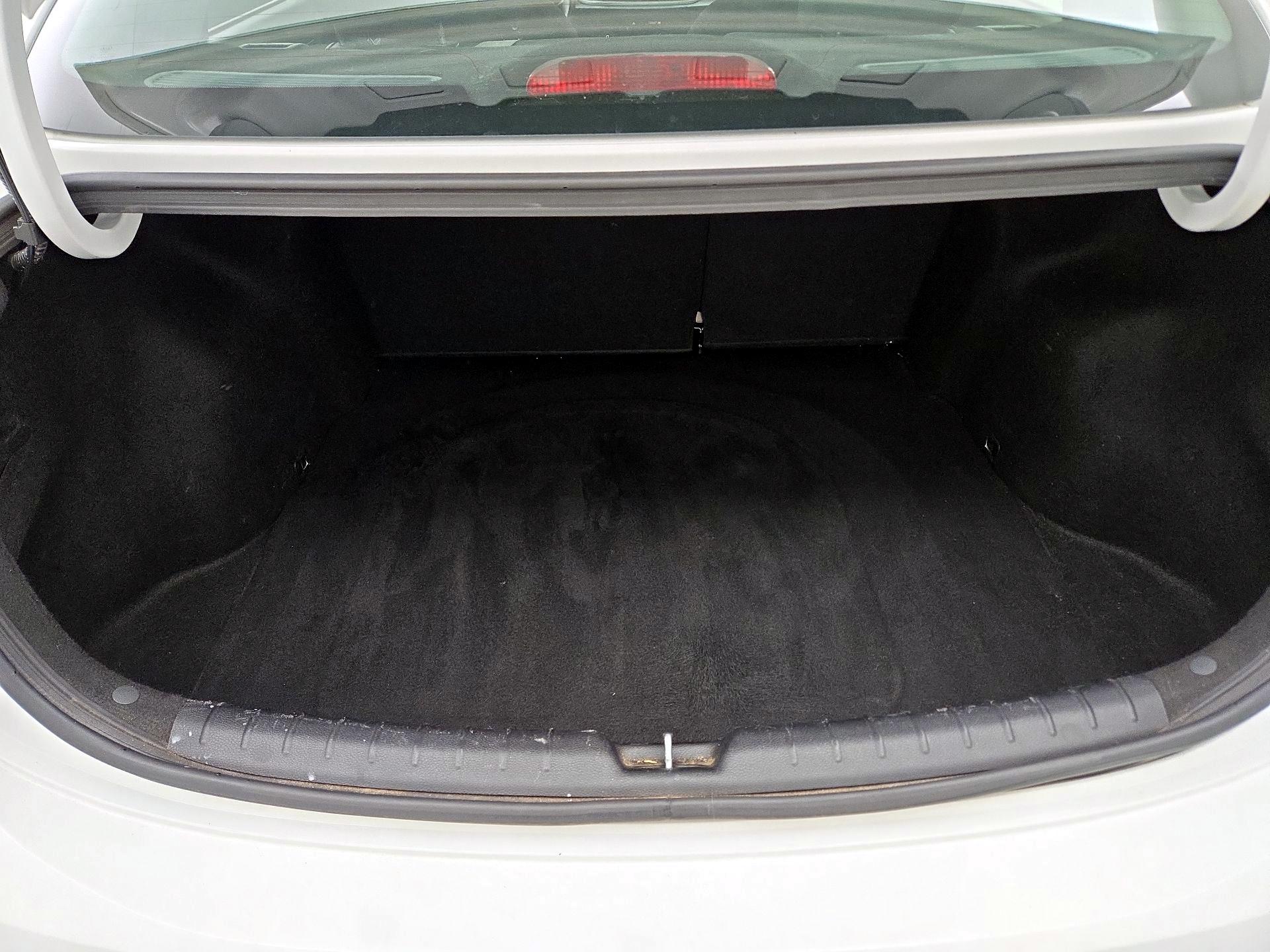 Thumbnail: 2019 Kia Rio - 20