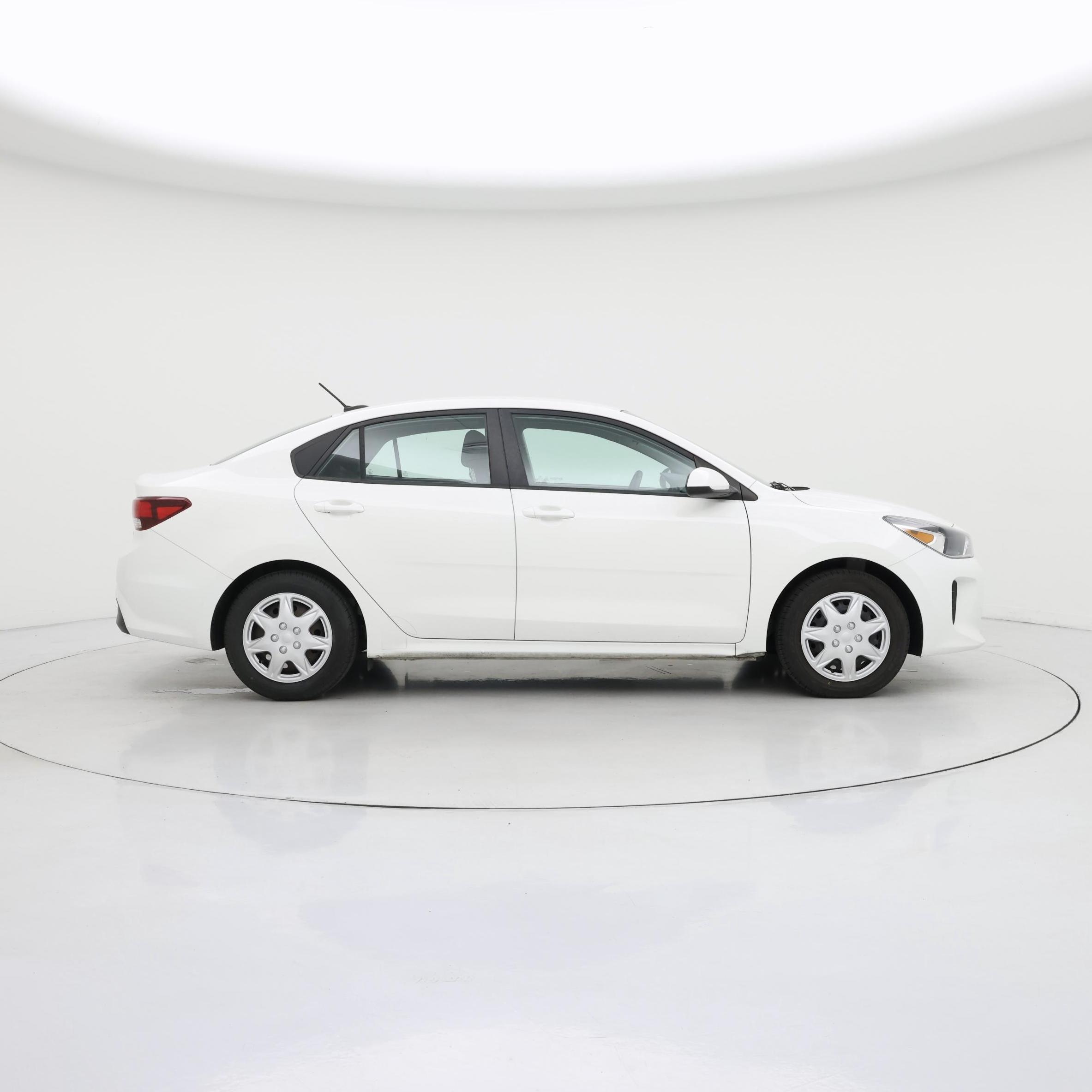 Thumbnail: 2019 Kia Rio - 7