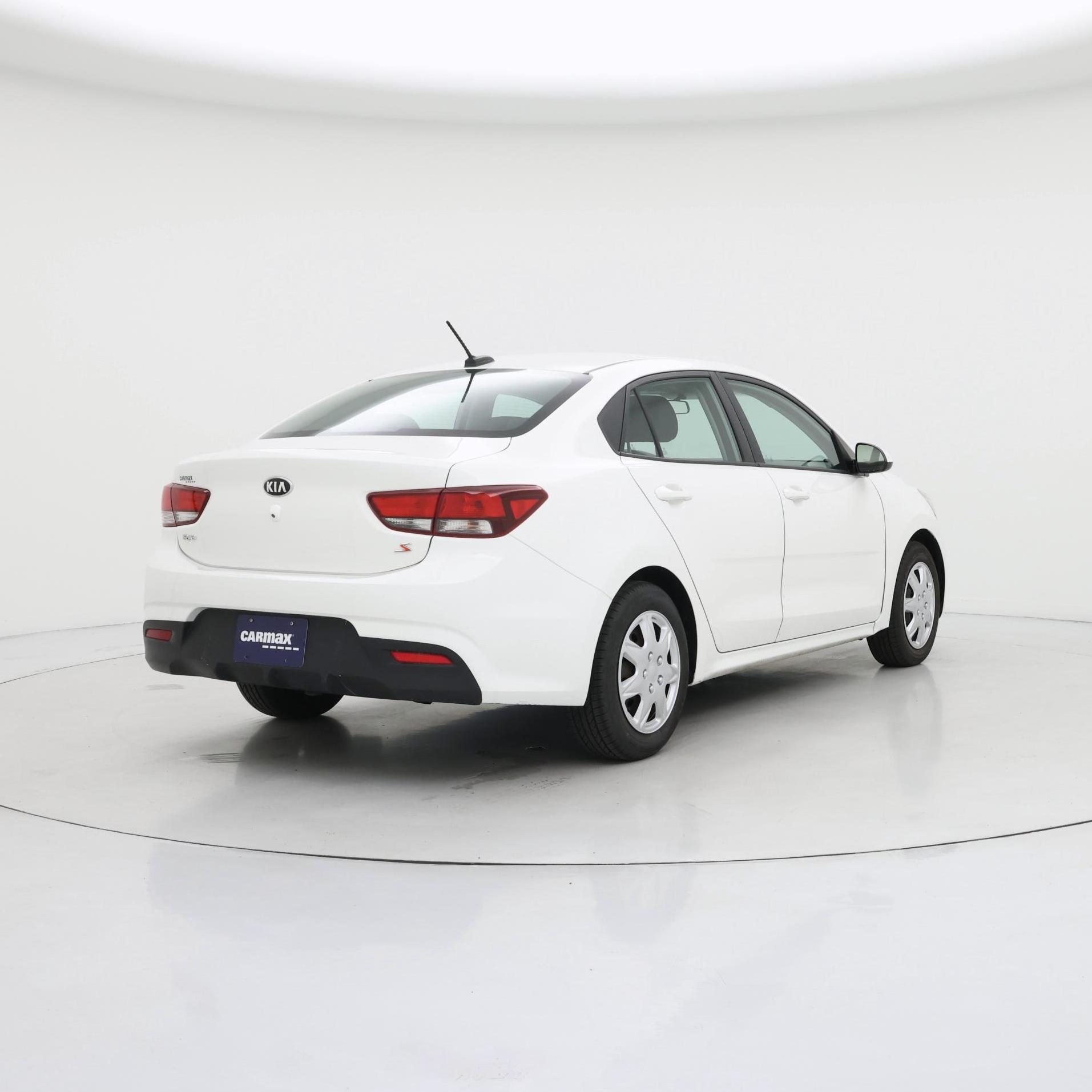 Thumbnail: 2019 Kia Rio - 8