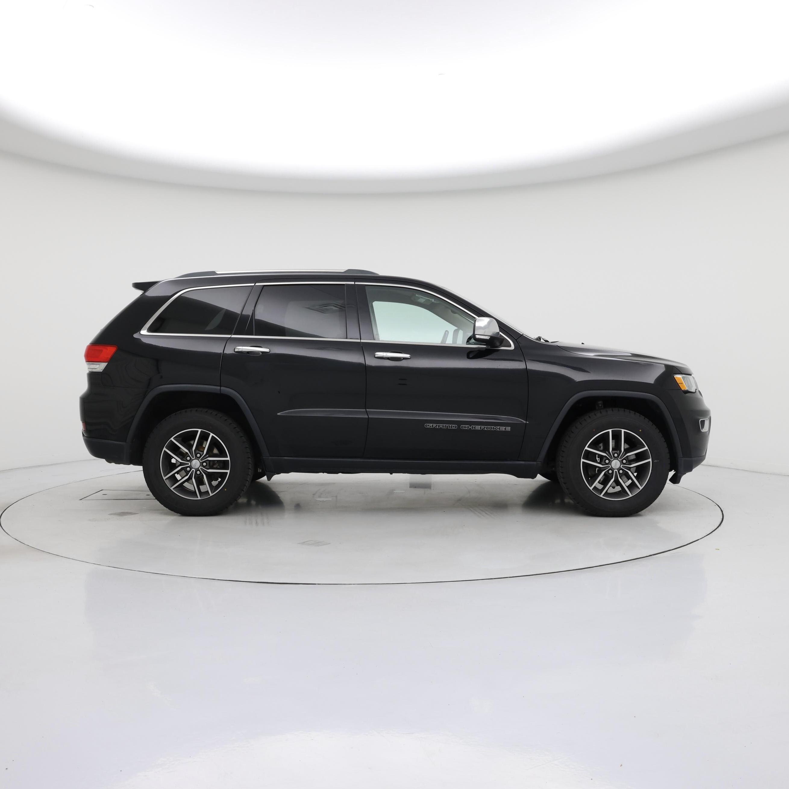 Thumbnail: 2018 Jeep Grand Cherokee - 7
