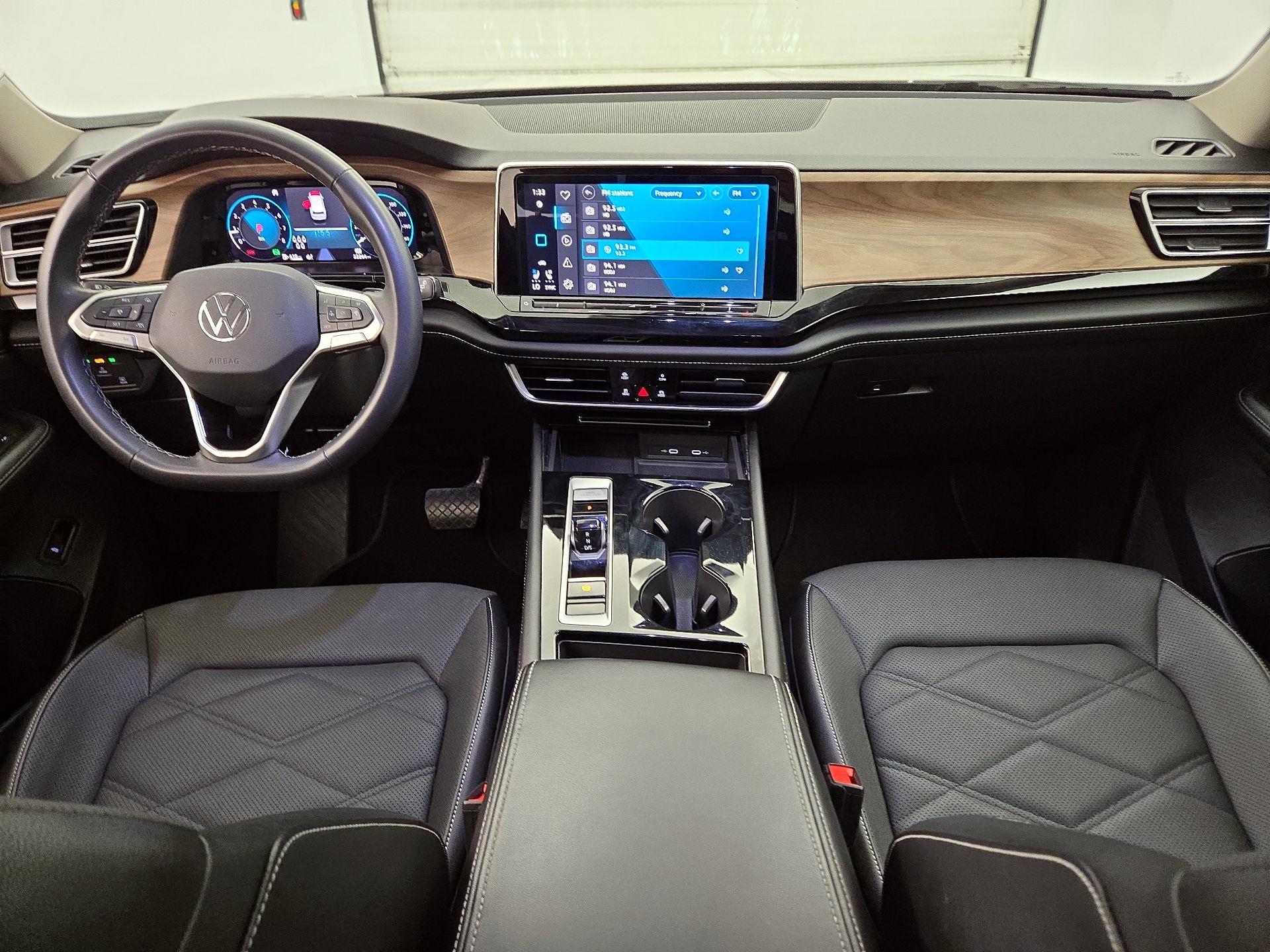 Thumbnail: 2024 Volkswagen Atlas - 9