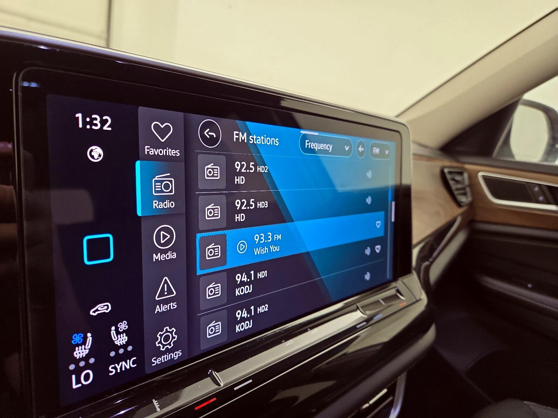 Thumbnail: 2024 Volkswagen Atlas - 15