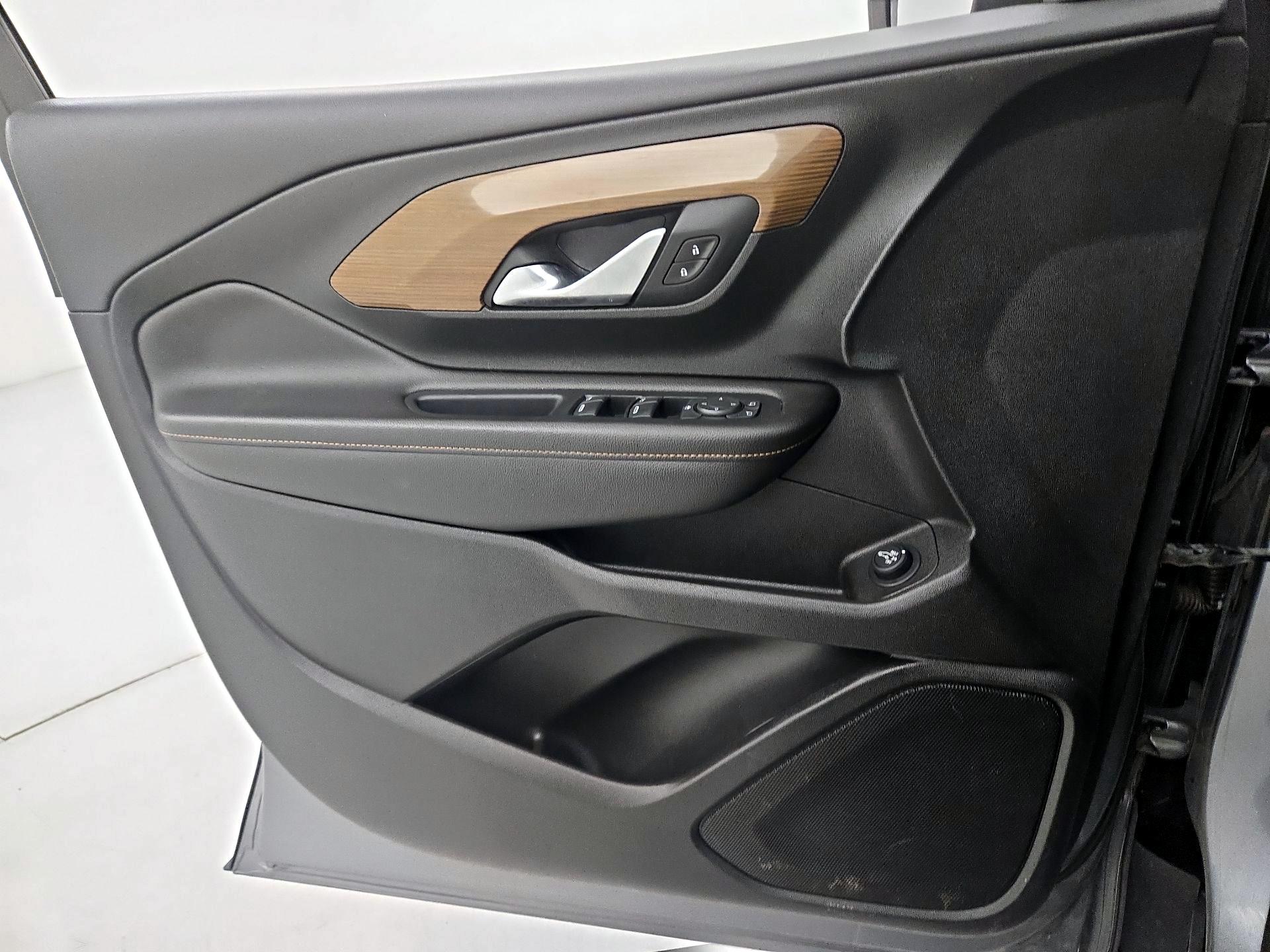 Thumbnail: 2020 GMC Terrain - 12