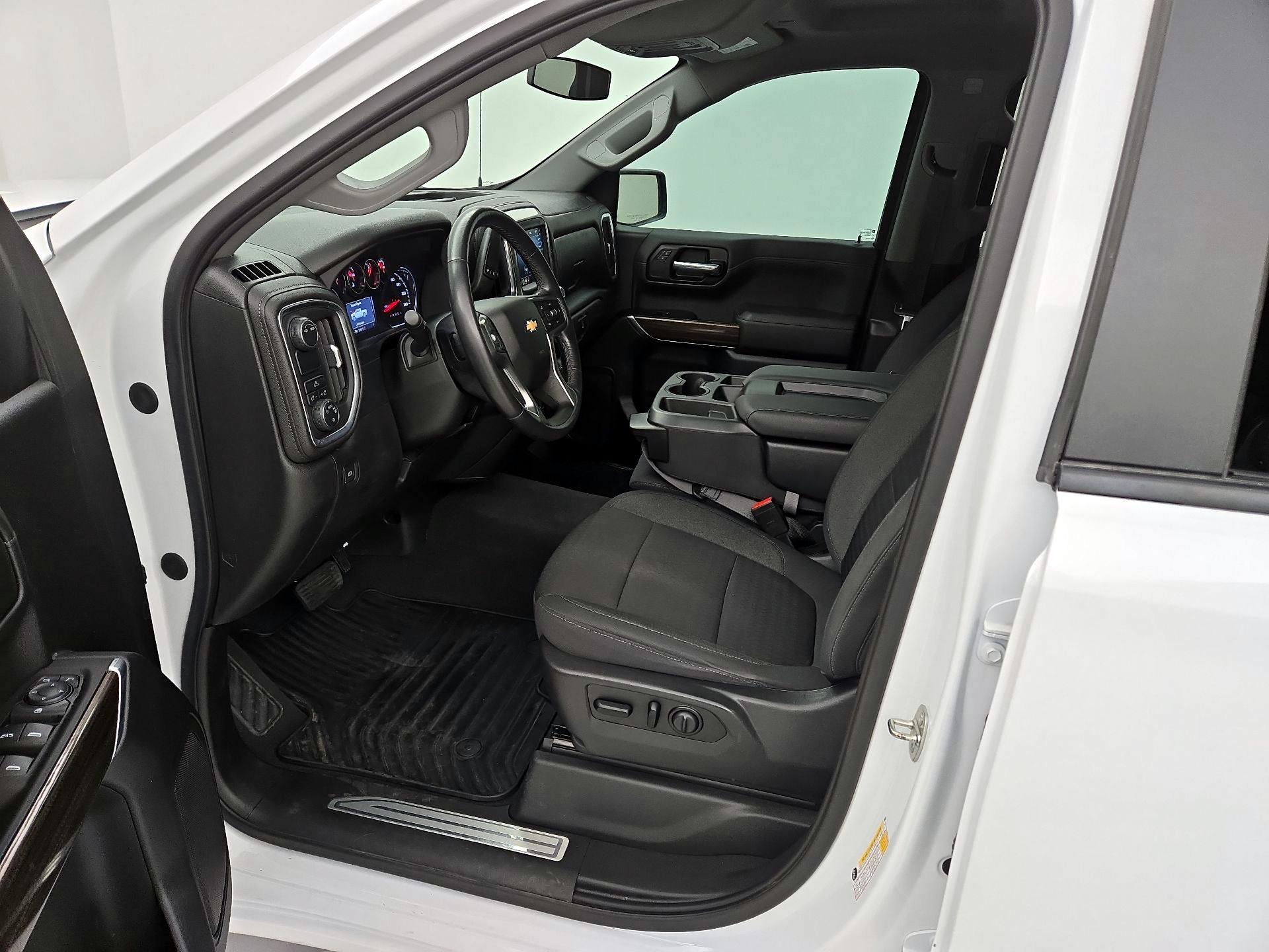Thumbnail: 2021 Chevrolet Silverado 1500 - 11