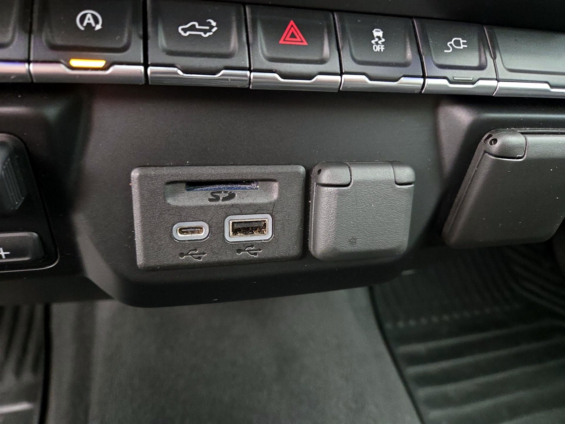 Thumbnail: 2021 Chevrolet Silverado 1500 - 18