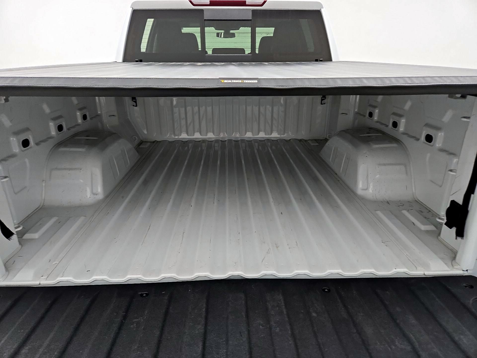 Thumbnail: 2021 Chevrolet Silverado 1500 - 20
