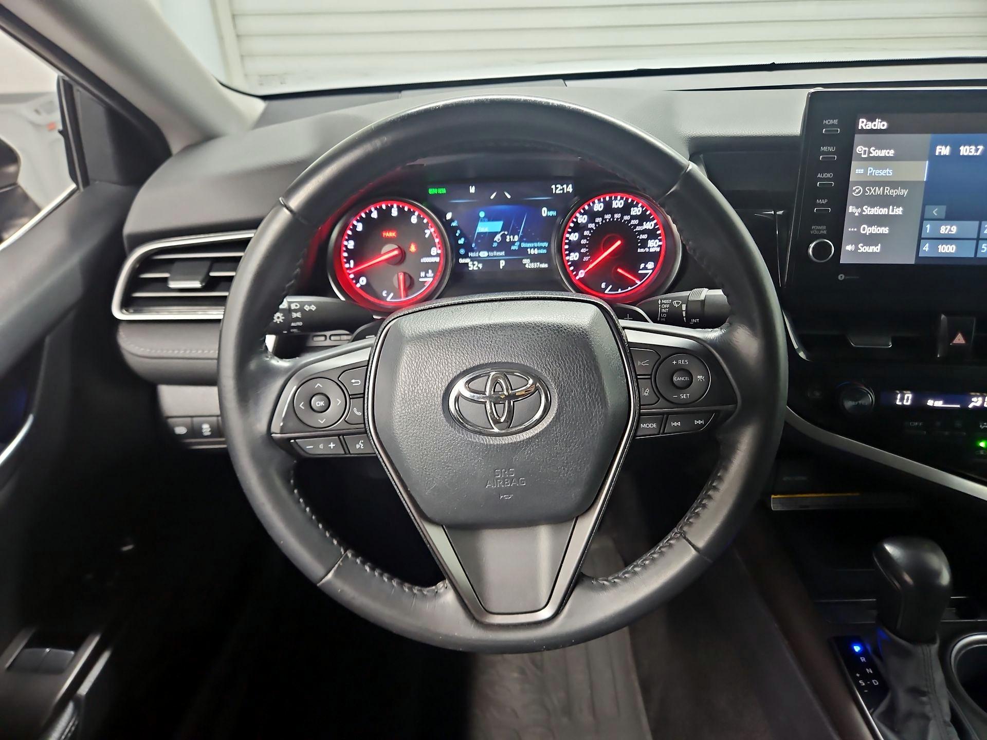 Thumbnail: 2021 Toyota Camry - 10